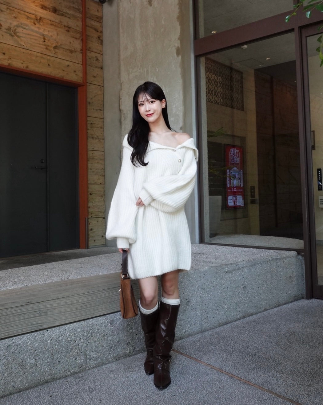 ボタンディテールラメニットミニワンピース