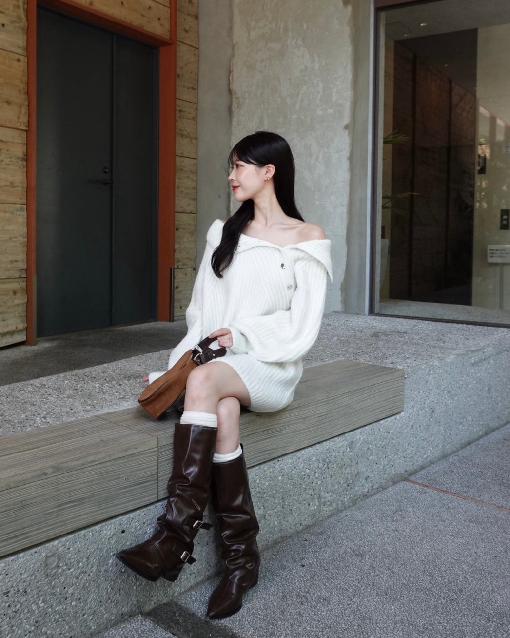 ボタンディテールラメニットミニワンピース