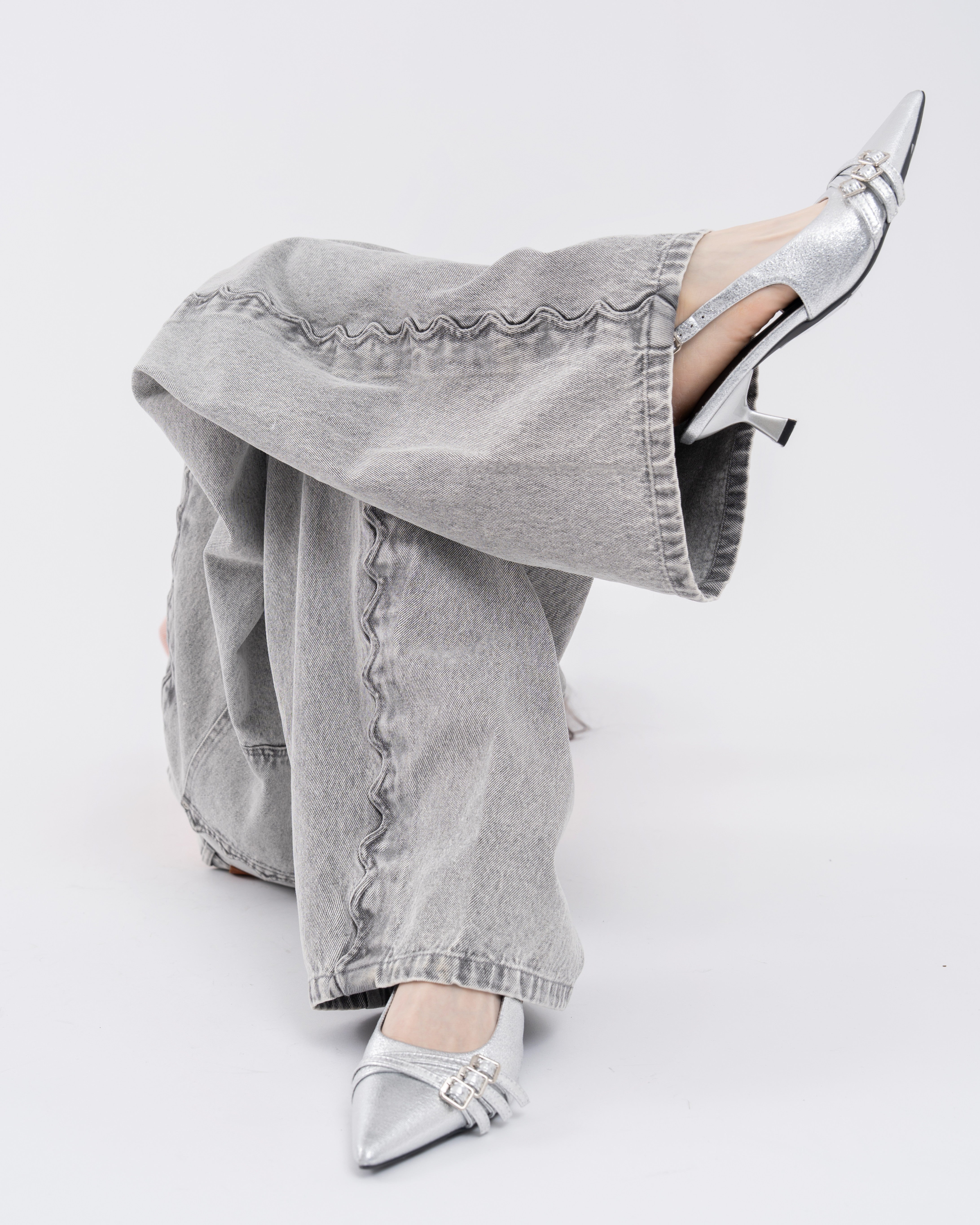 【一部予約】ウェーブラインカーブデニムパンツ