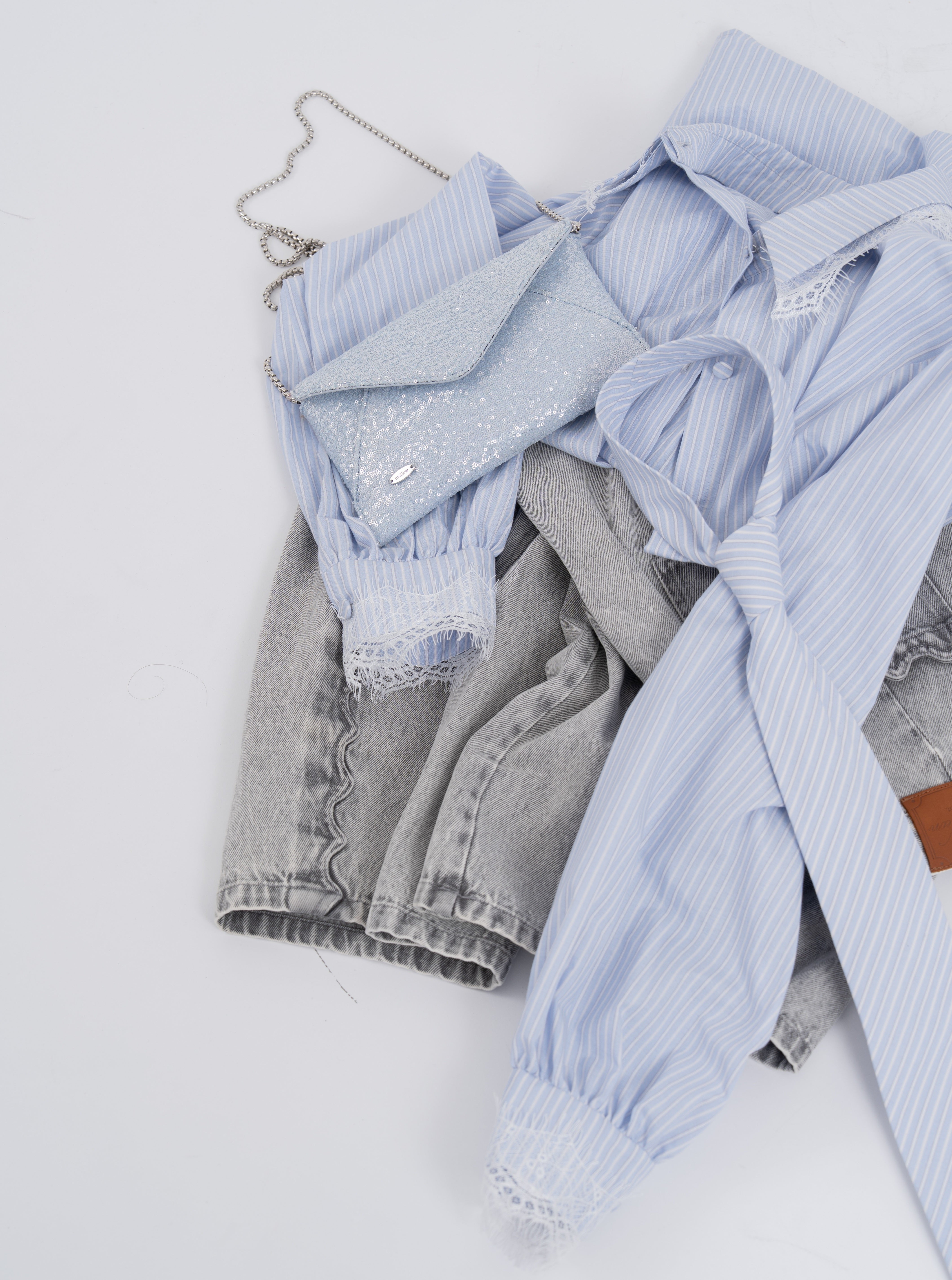 【一部予約】ネクタイセットレースドッキングシャツ