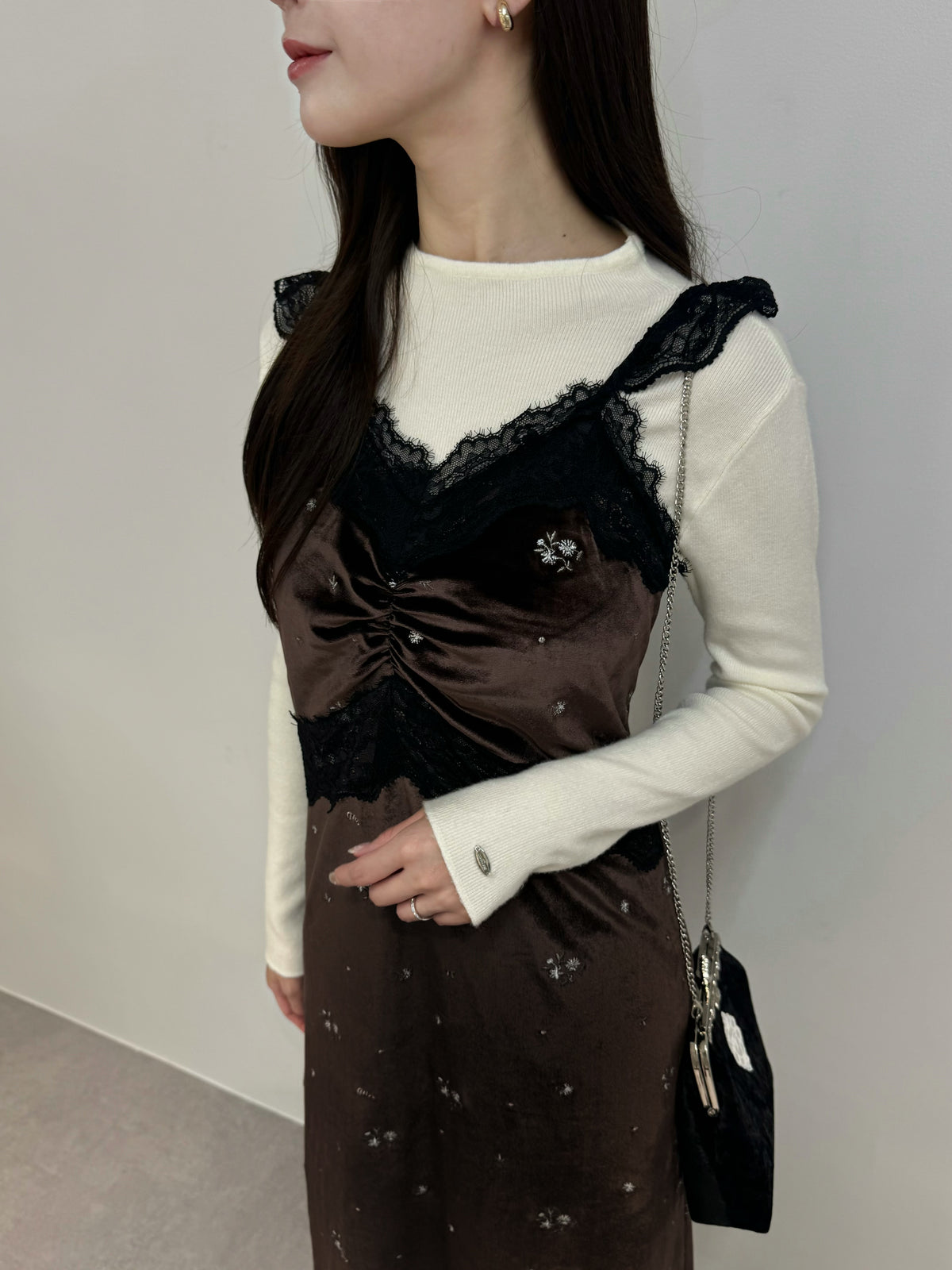 【一部予約】フラワー刺繍ベロアレースワンピース