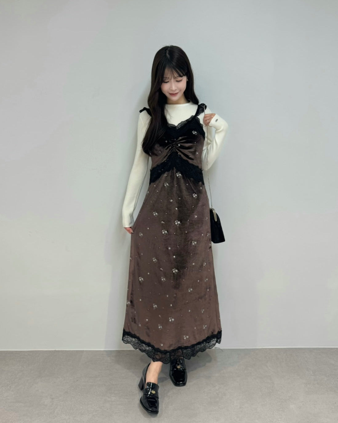 【一部予約】フラワー刺繍ベロアレースワンピース