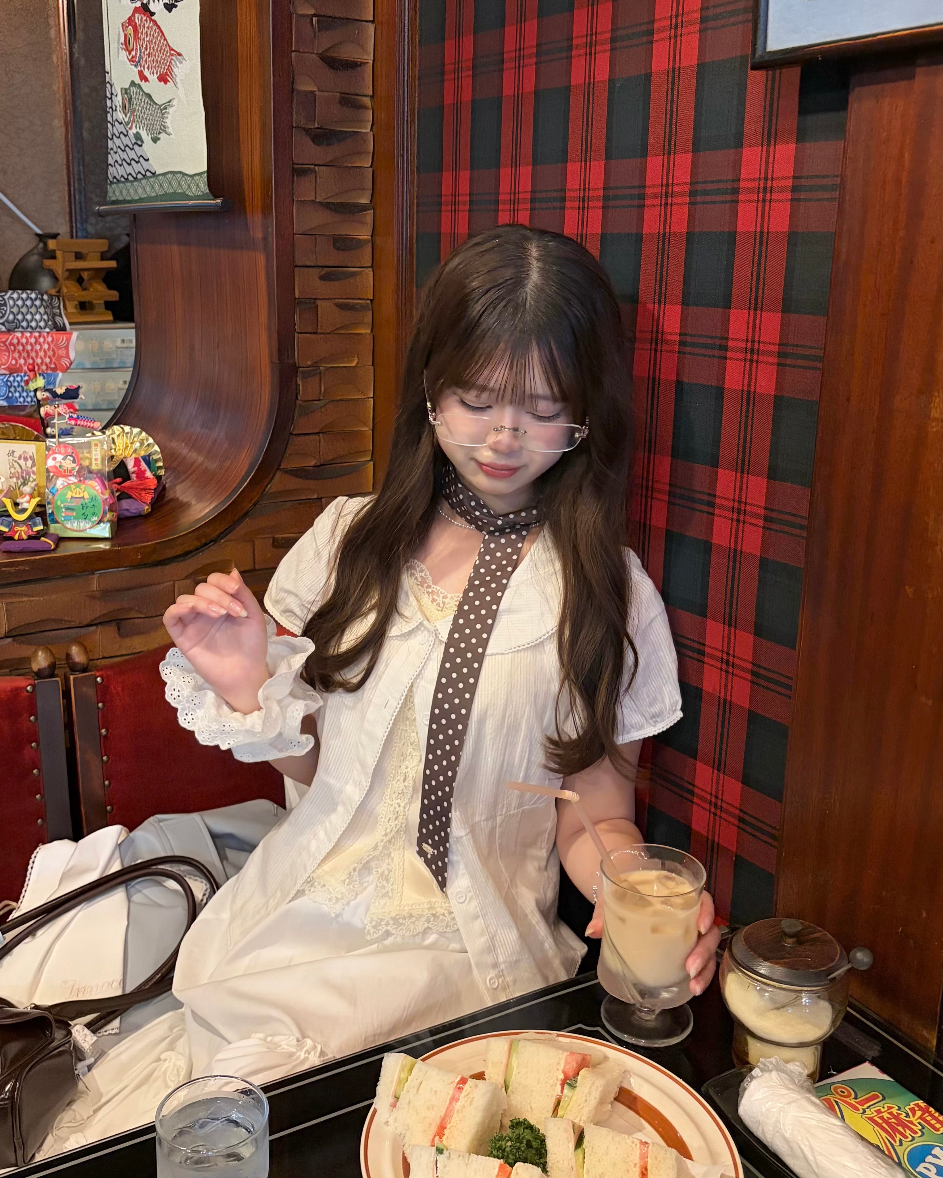 バックリボンキャップスリーブブラウス