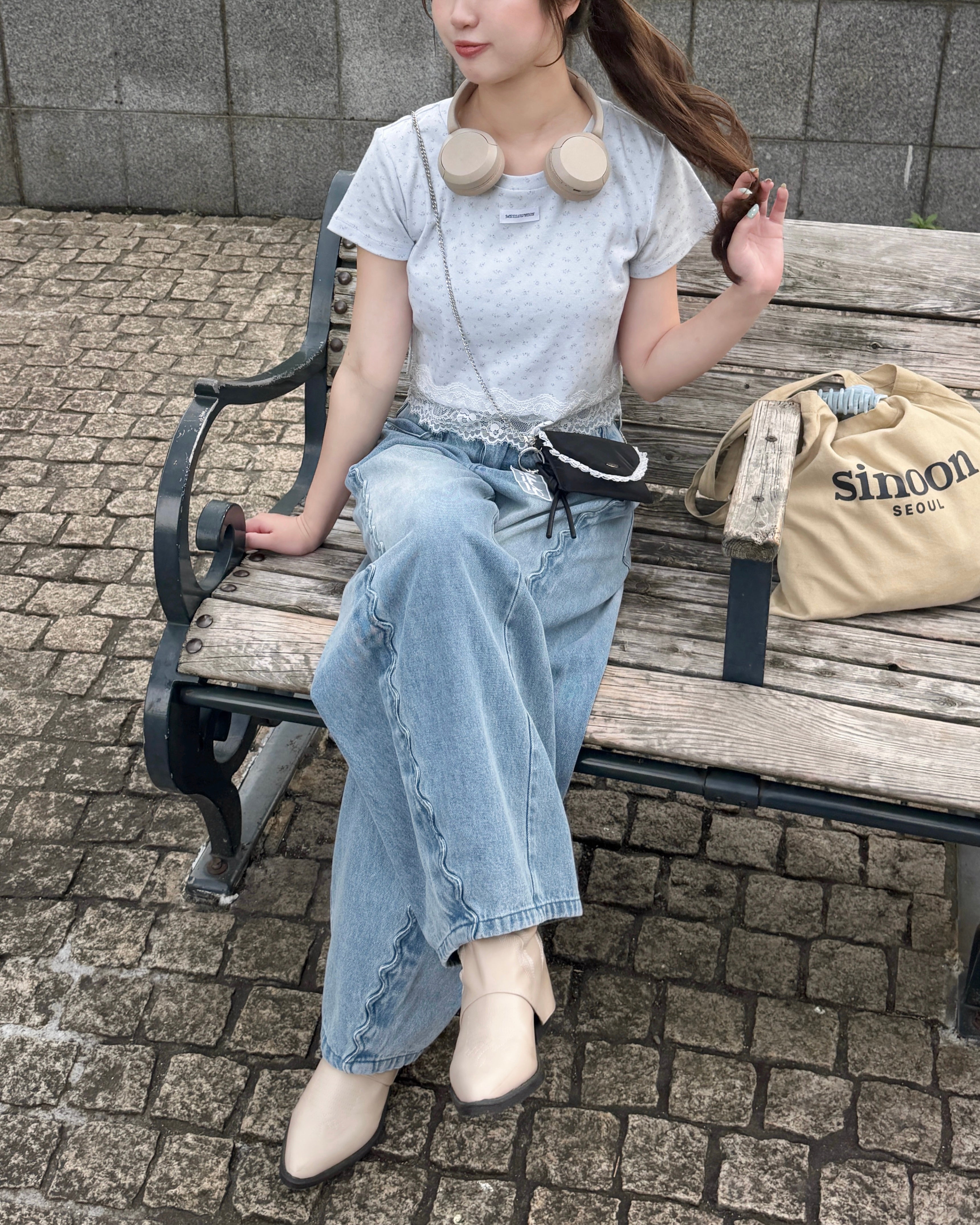 レースヘムTシャツ