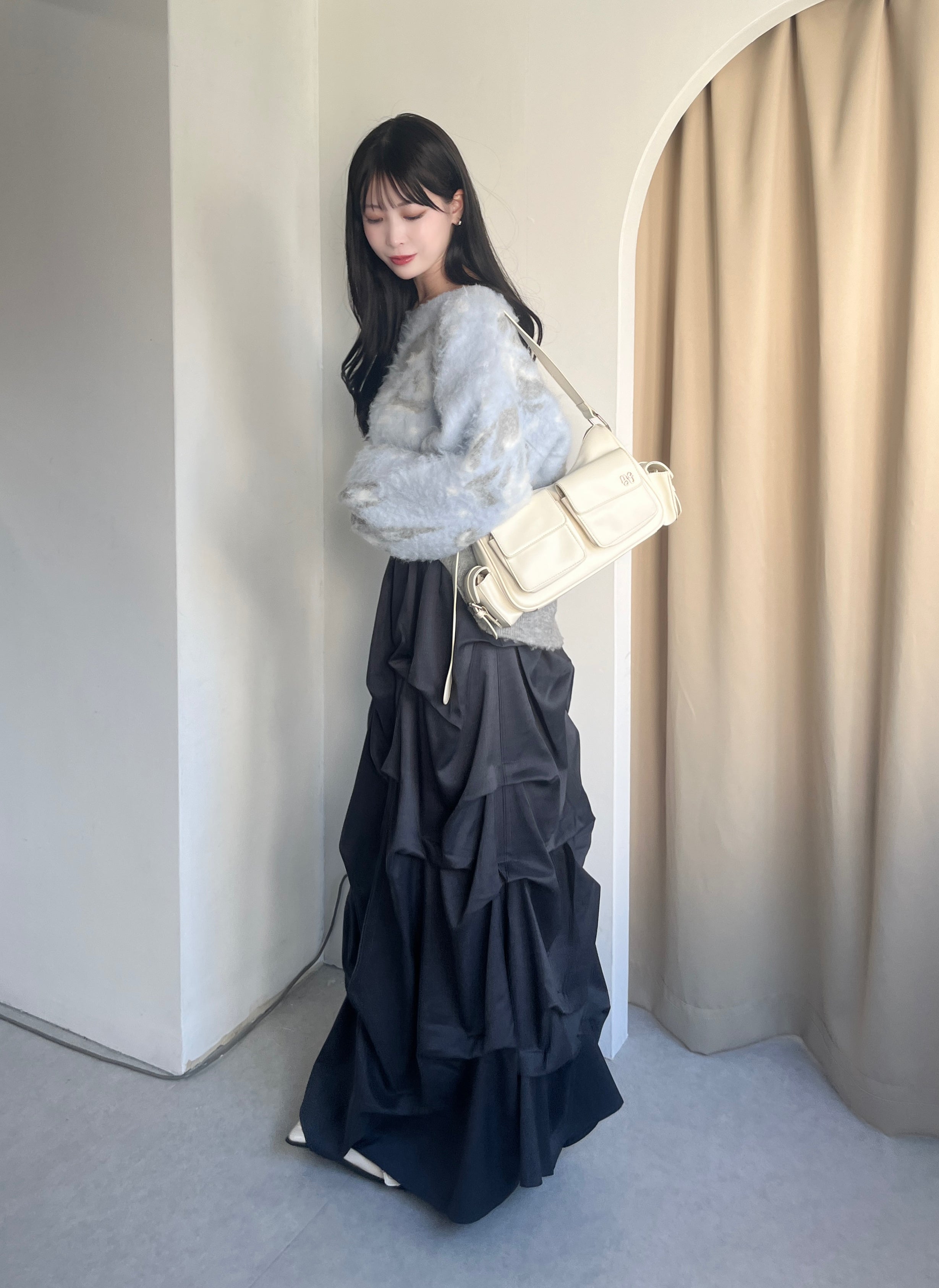 Random tuck skirt