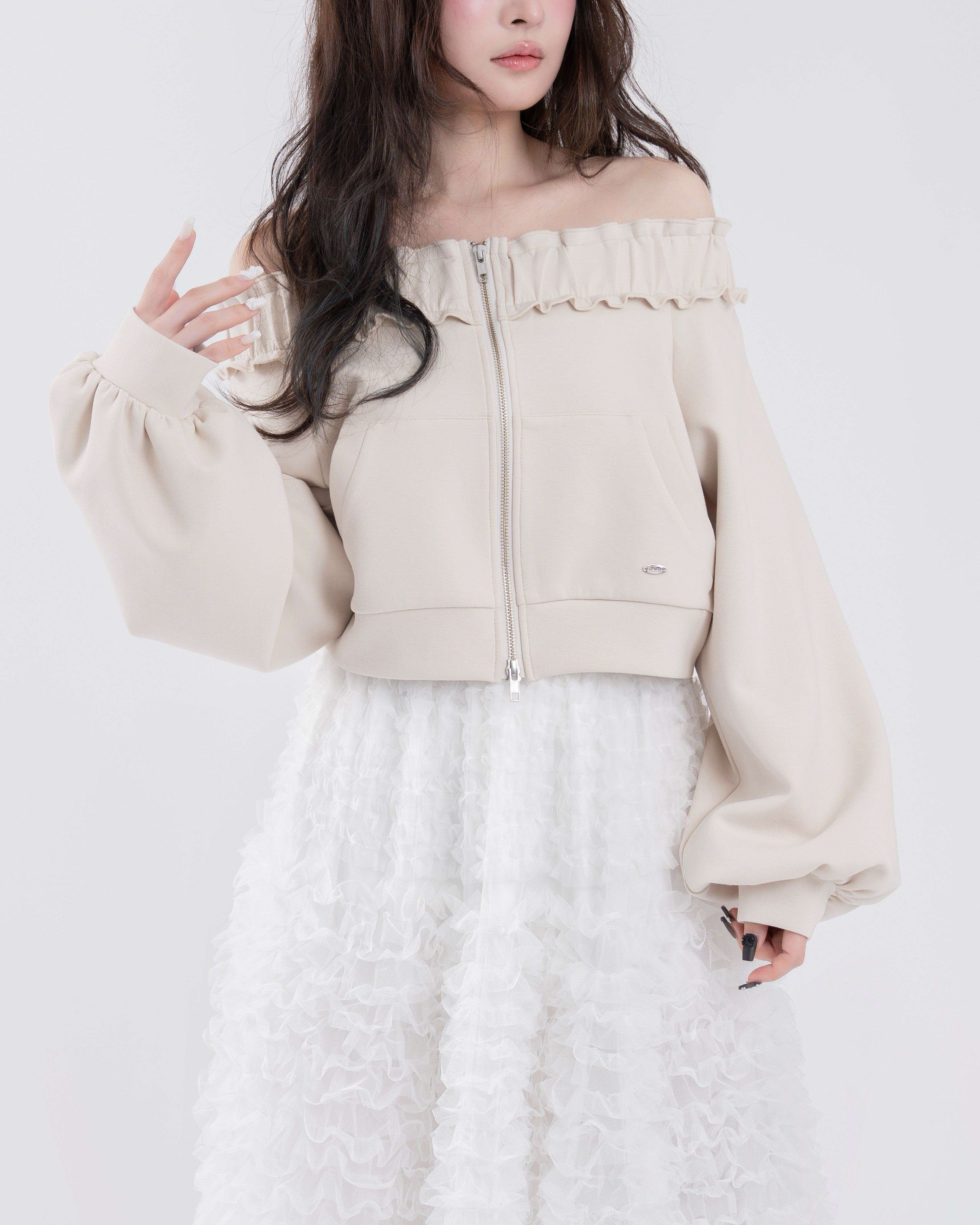 ダブルジップオフショルフリルスウェット