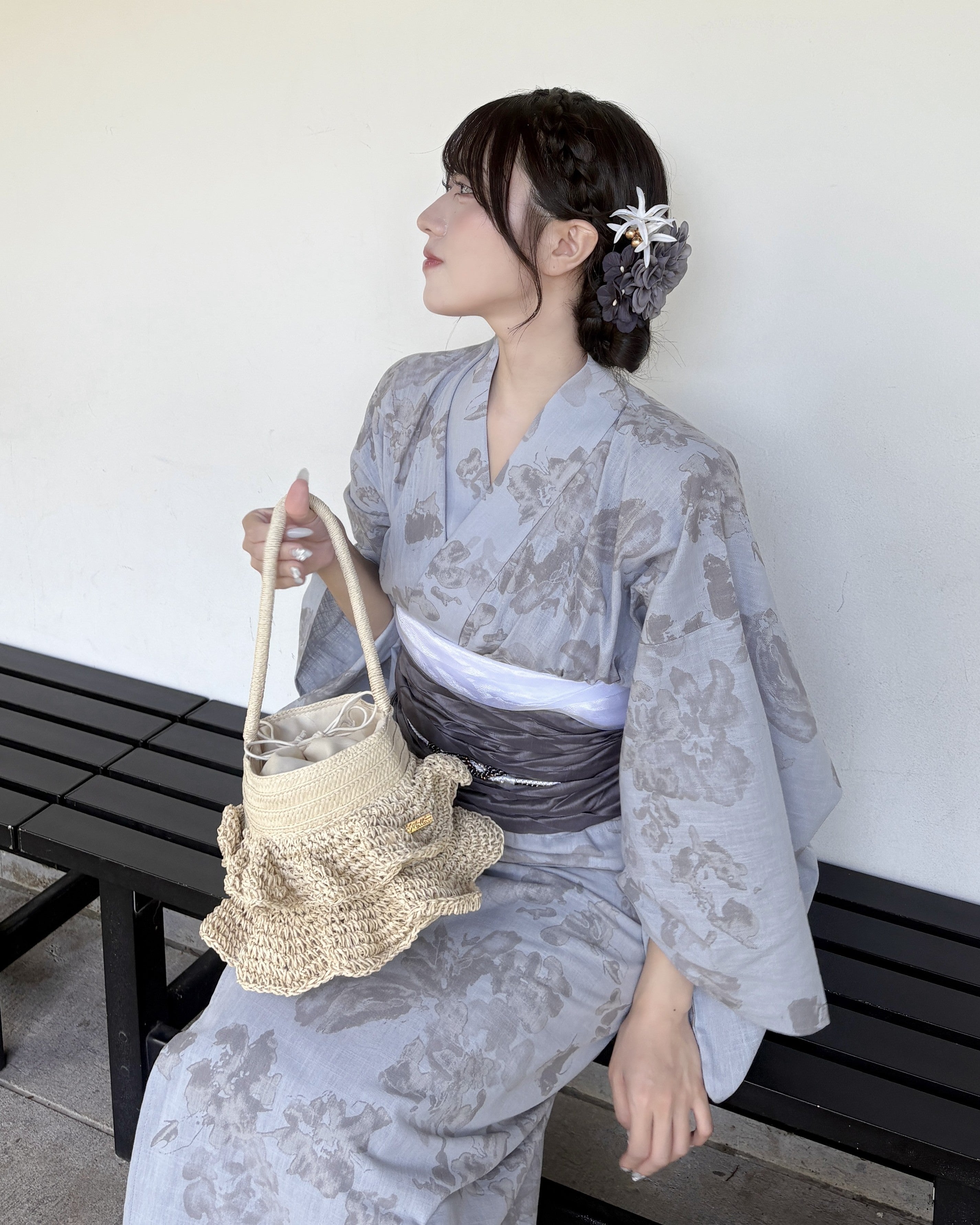 Logo Plate Frilled Basket Bag