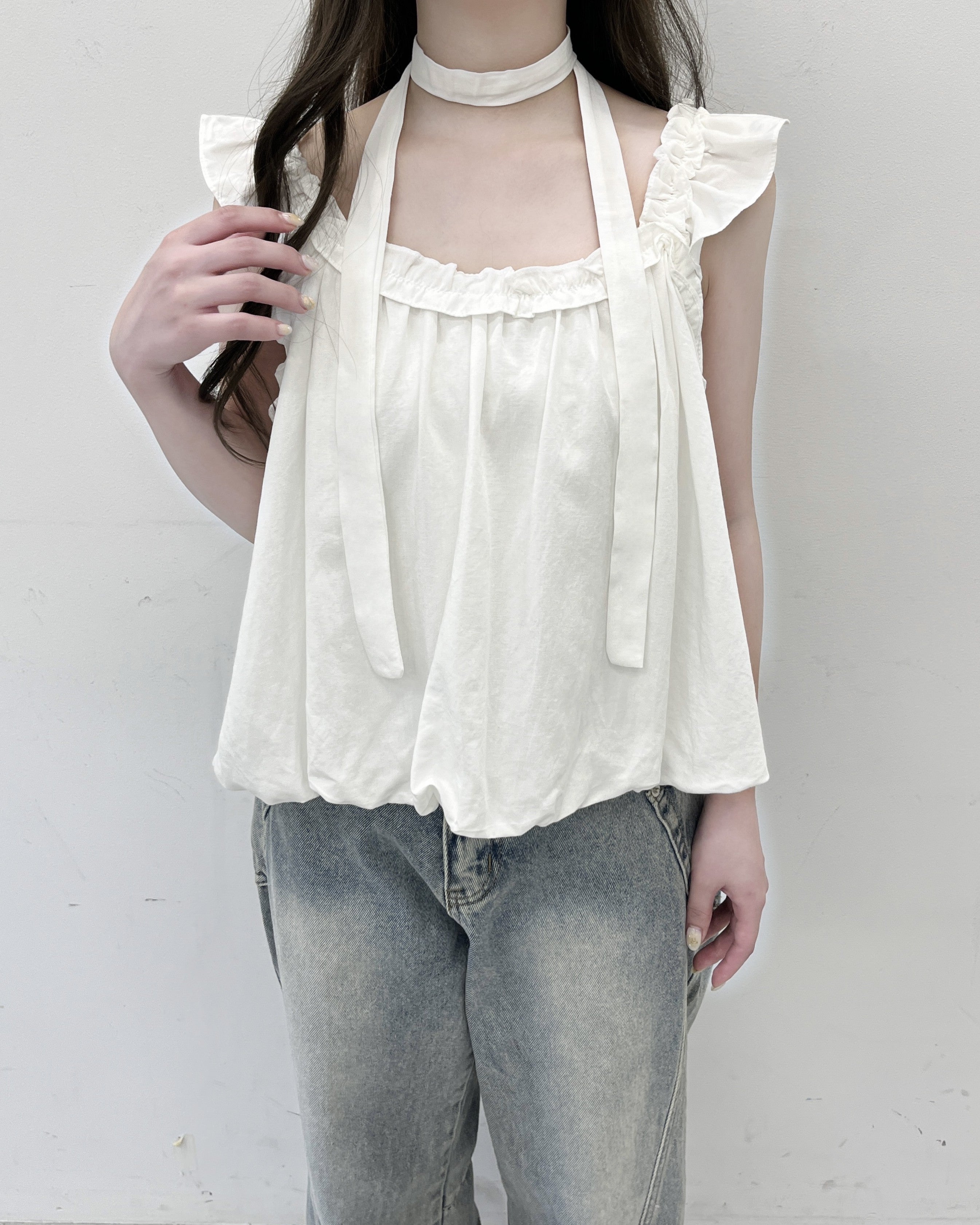タイ付きフリルバルーンブラウス
