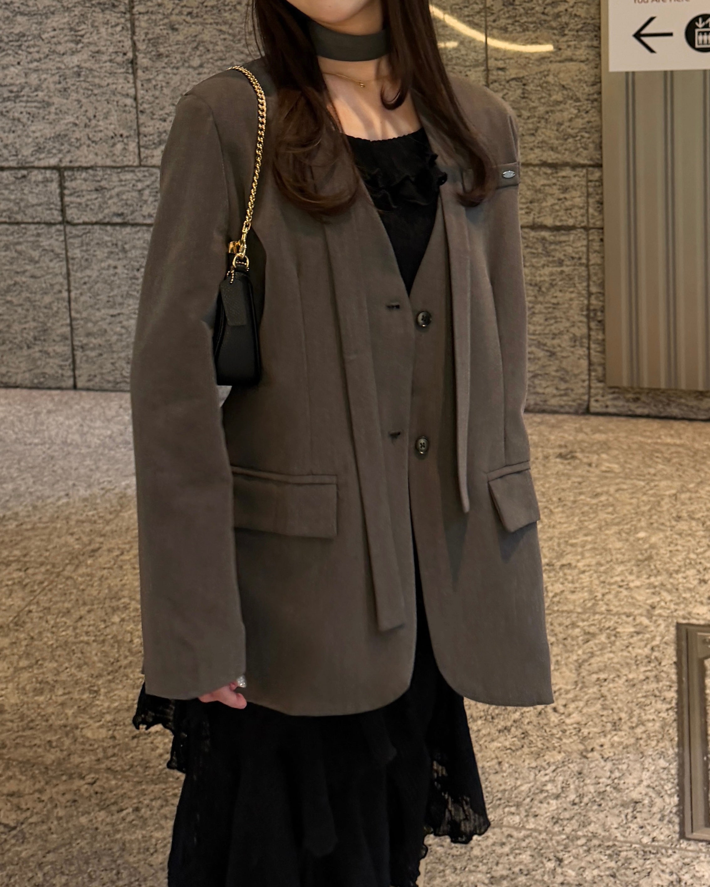 【予約】リボンタイノーカラージャケット