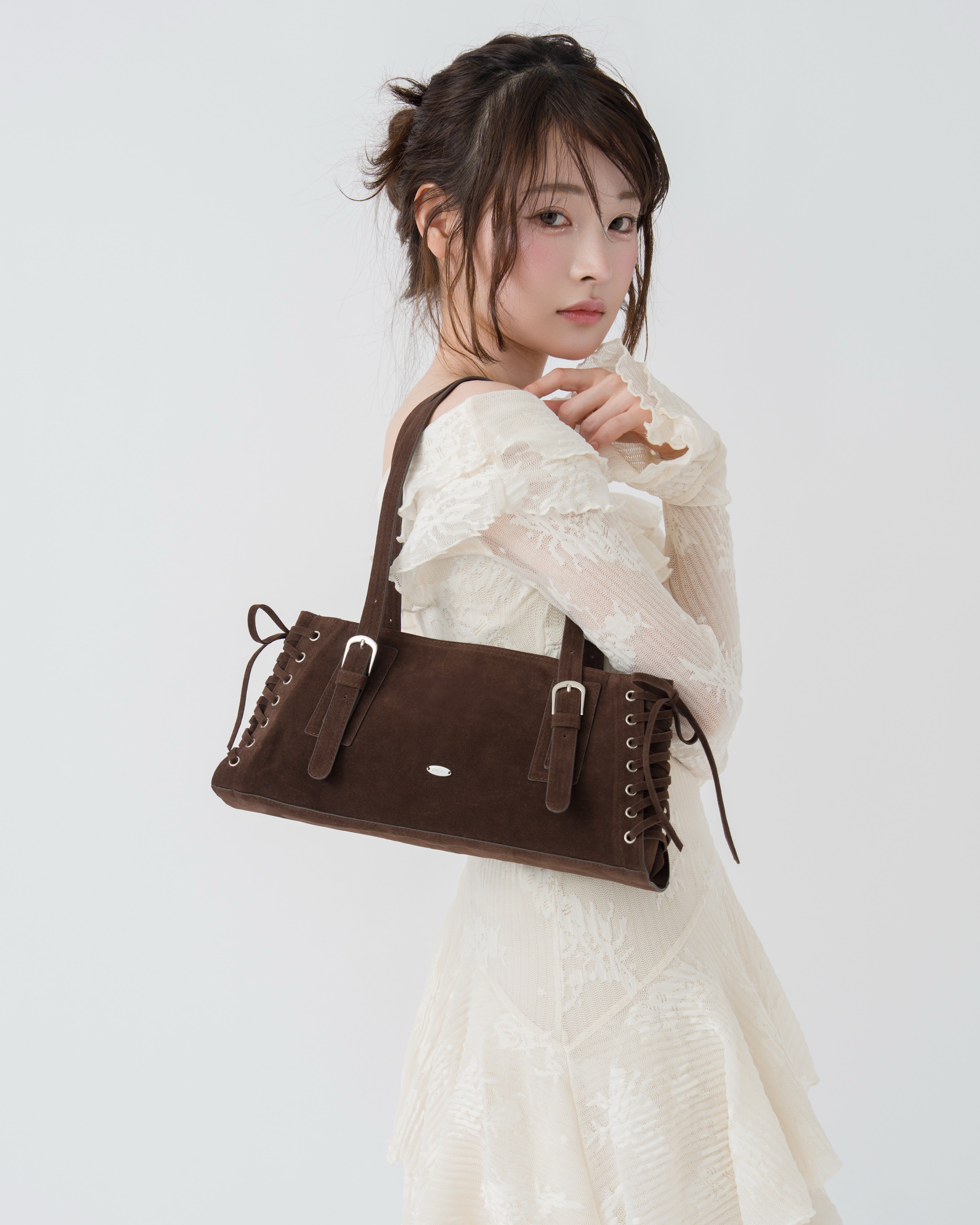 【予約】レースアップスウェードライクスクエアバッグ