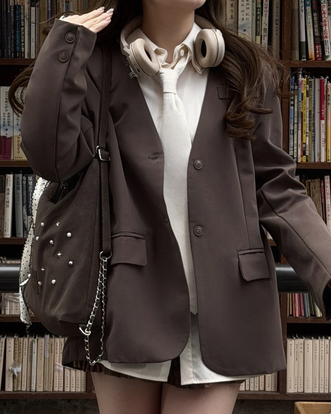 リボンタイノーカラージャケット