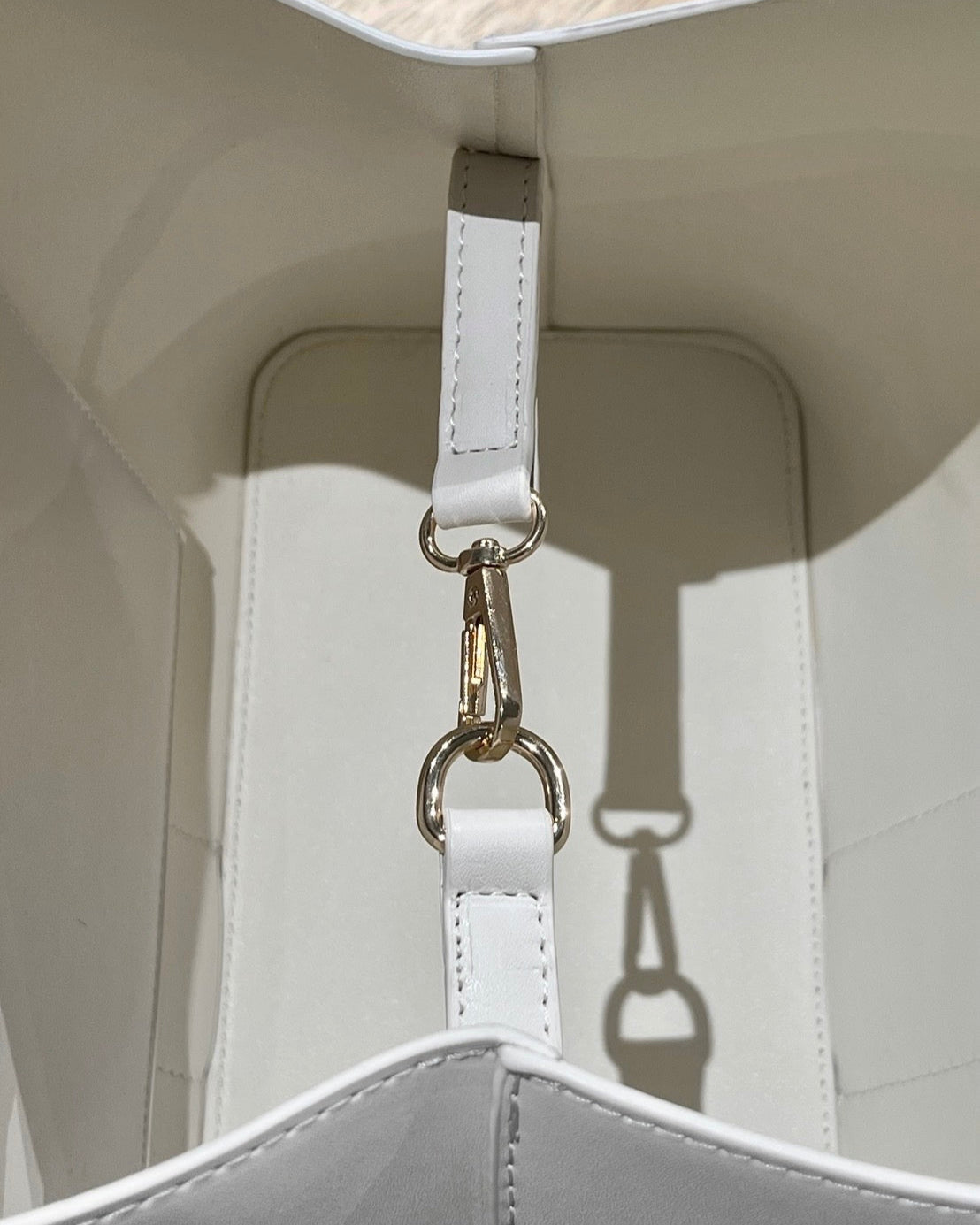 2way A4 logo belt bag