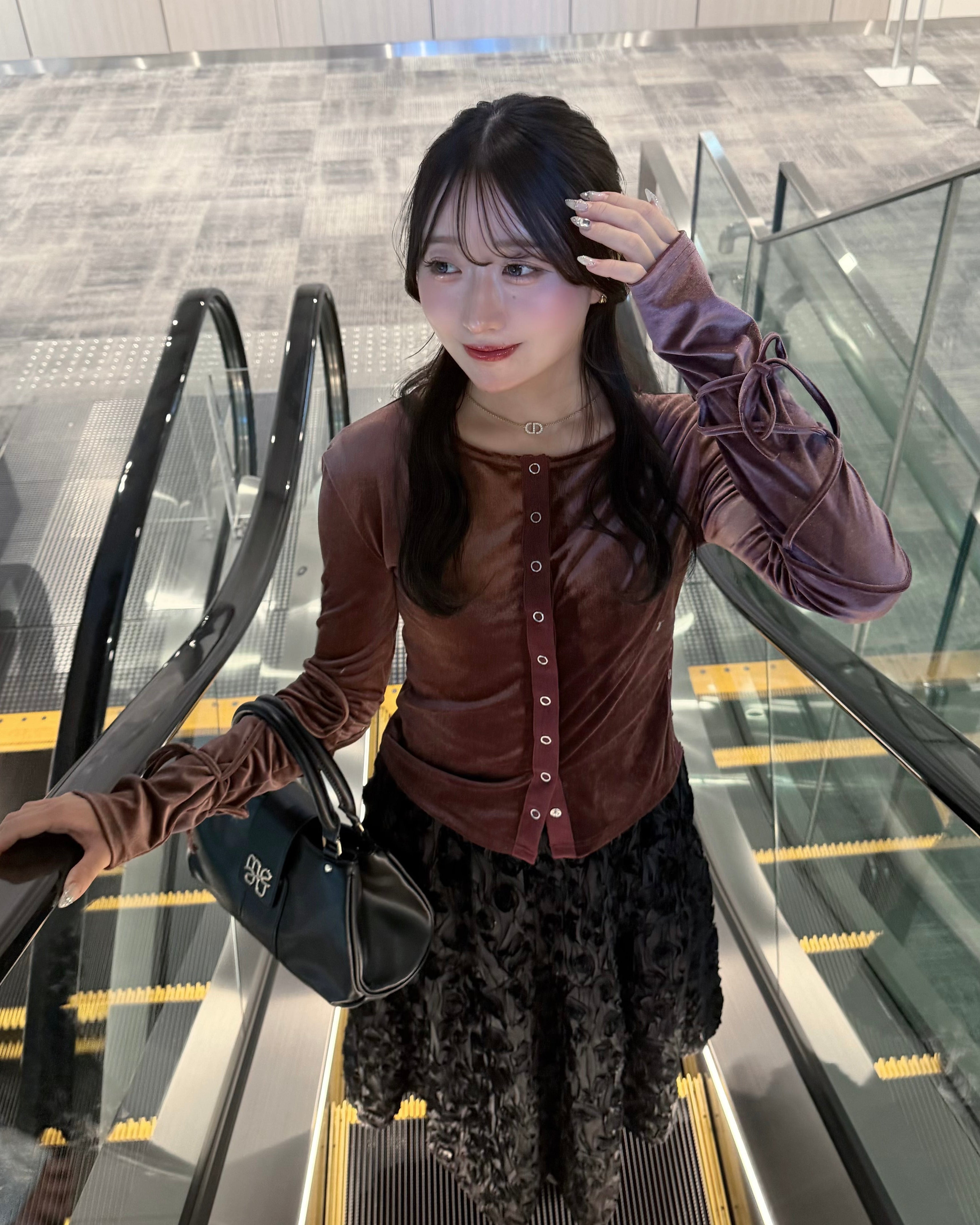 Velo Ribbon Tops