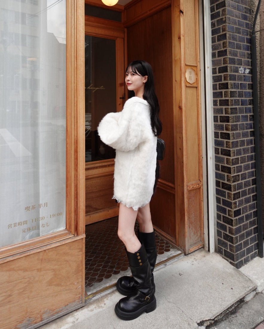 毛茸茸的针织长开衫