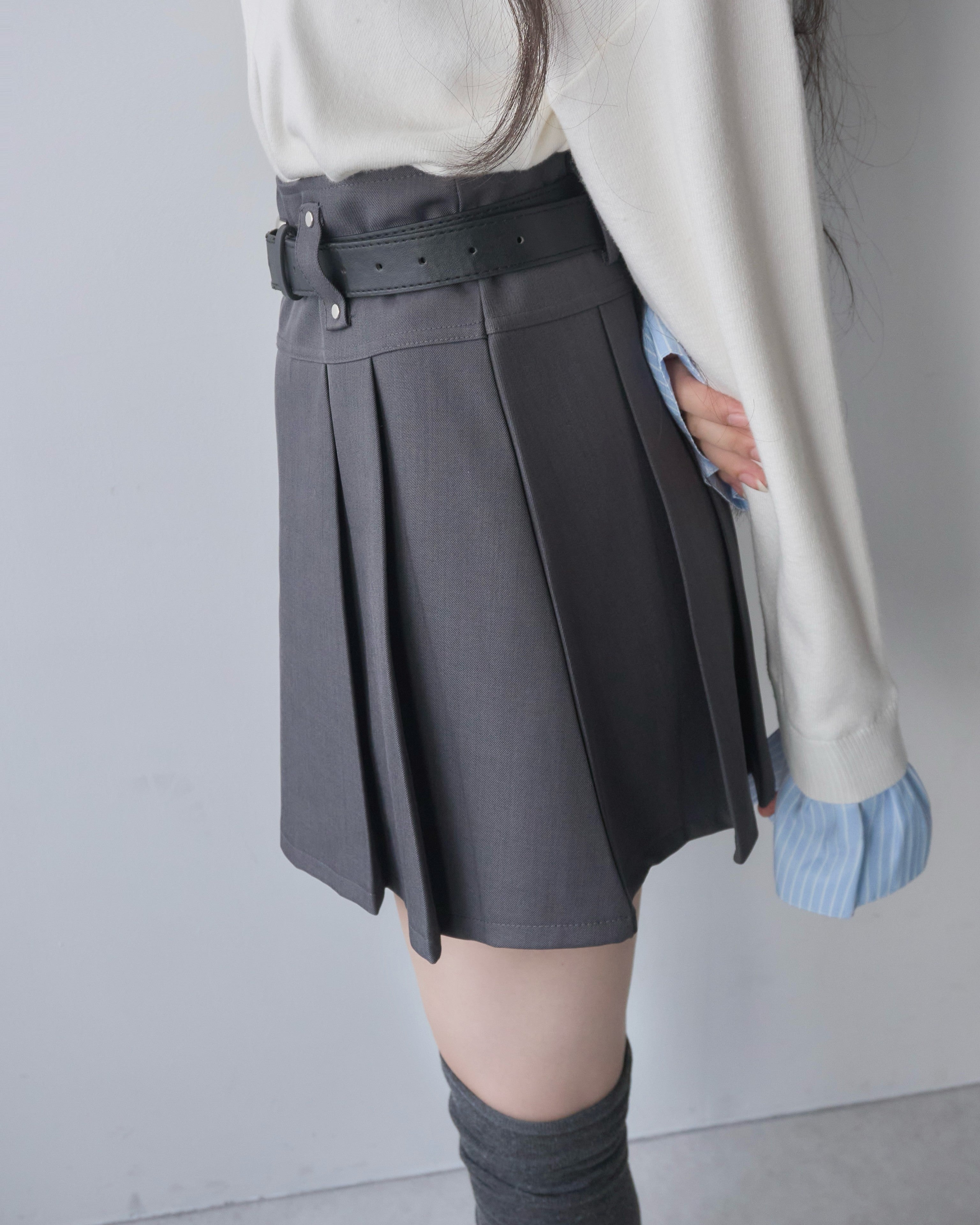 belt set pleated skirt