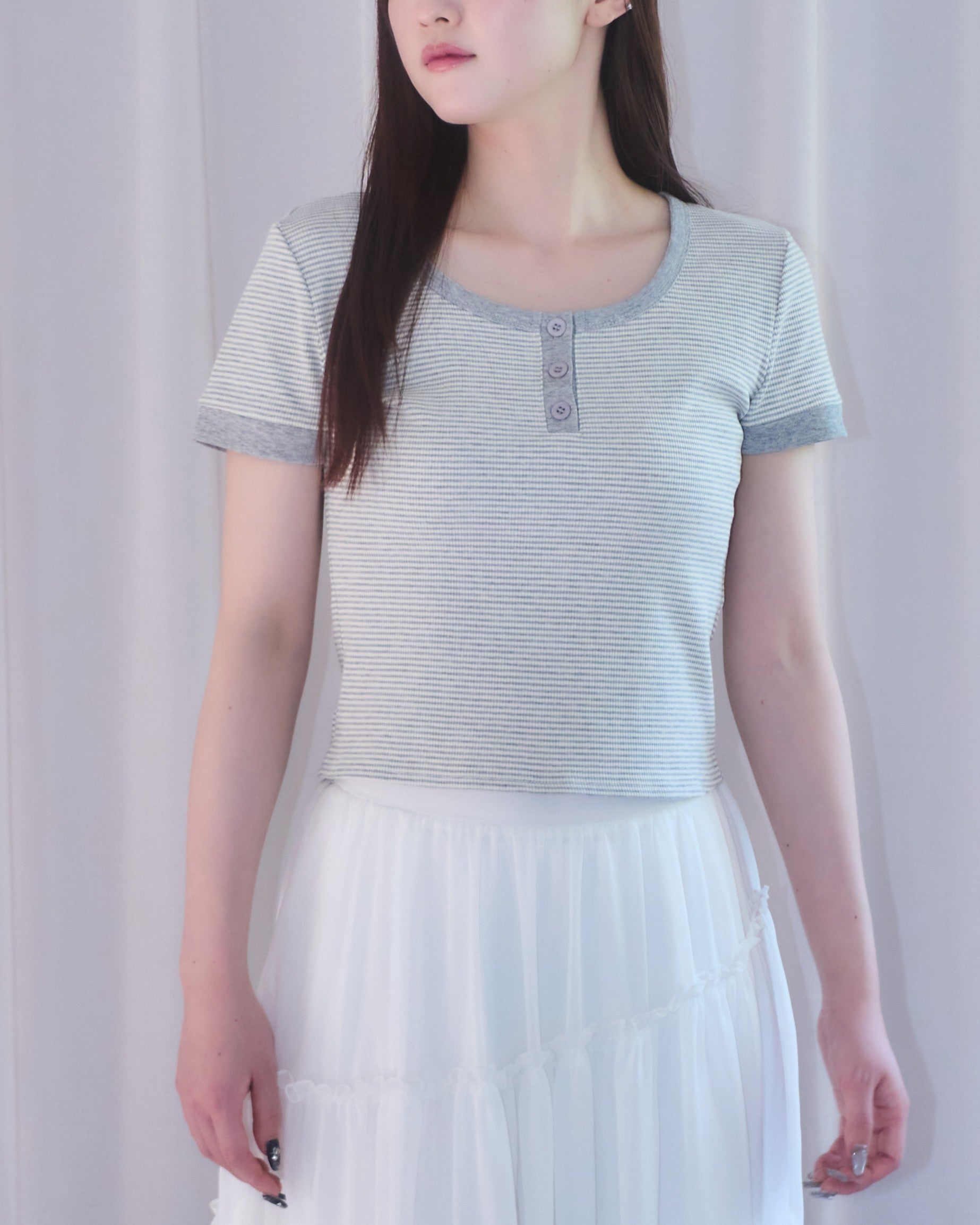 ヘンリーネックボーダークロップドTシャツ
