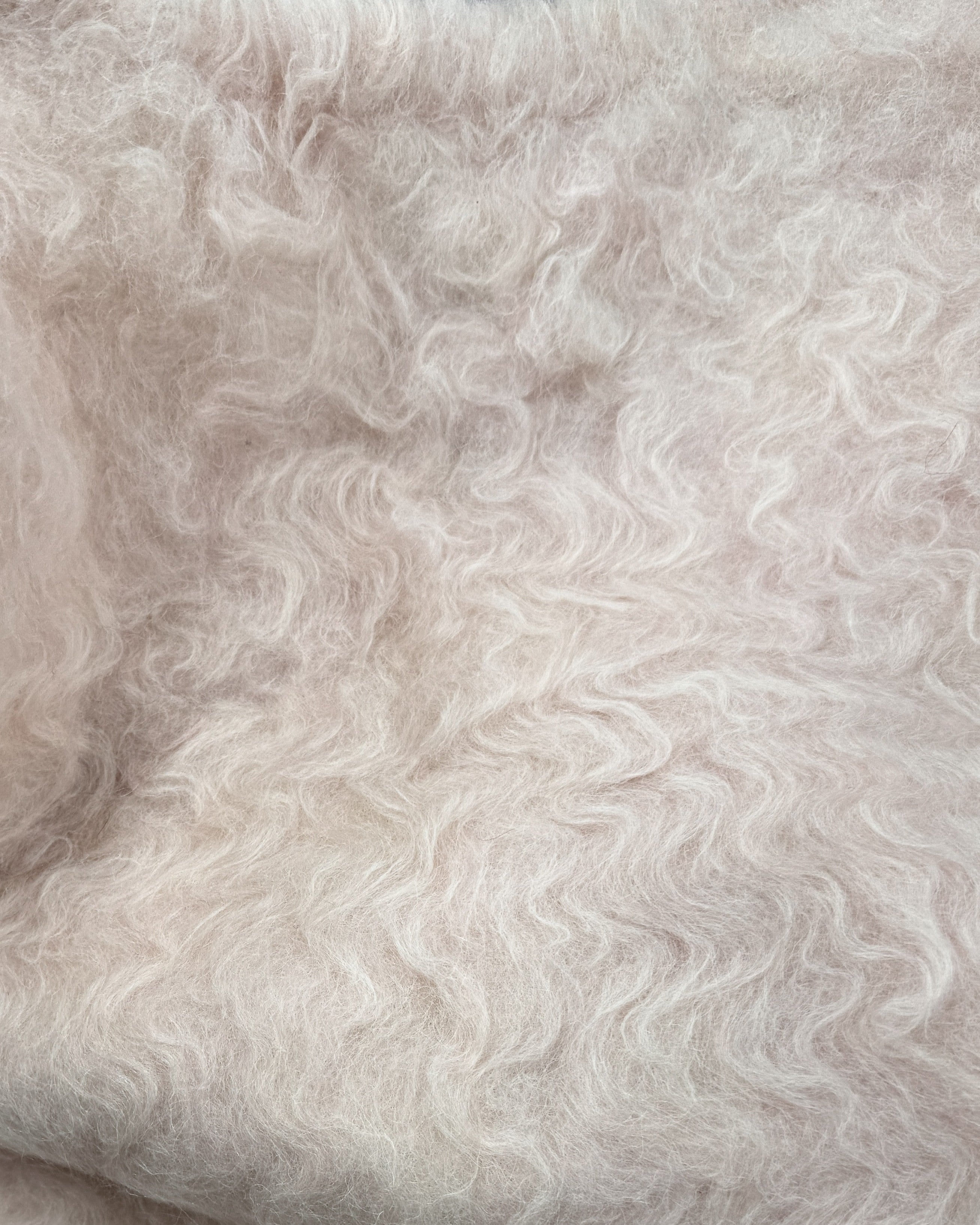 蓬松的针织开衫