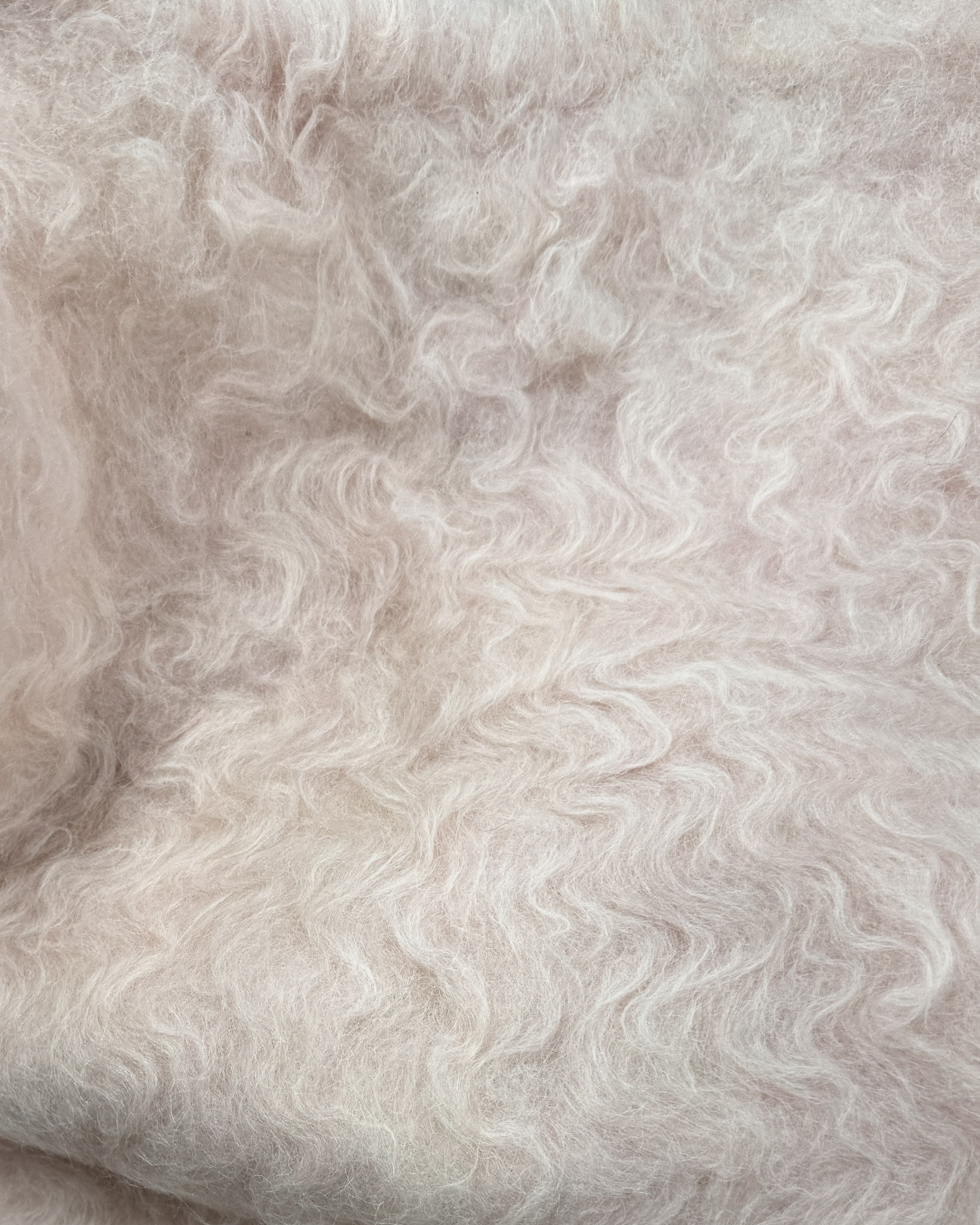 毛茸茸的针织长开衫