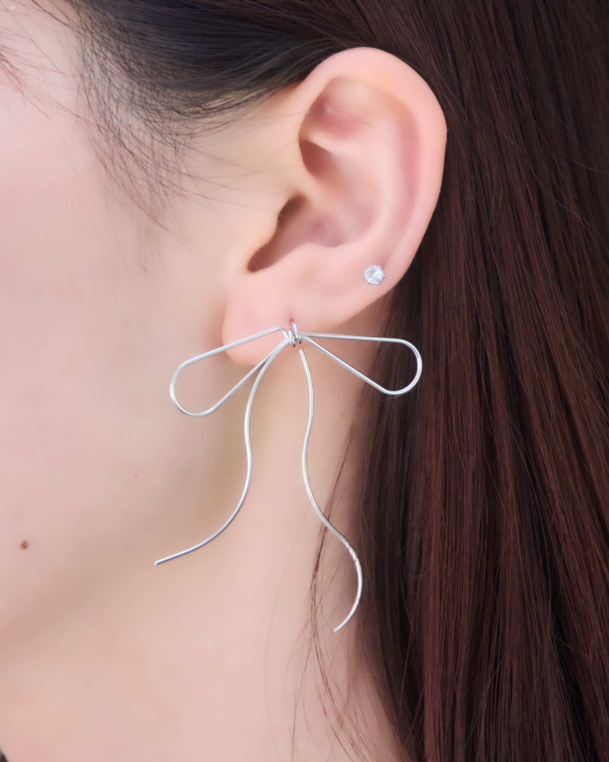 メタルリボンピアス