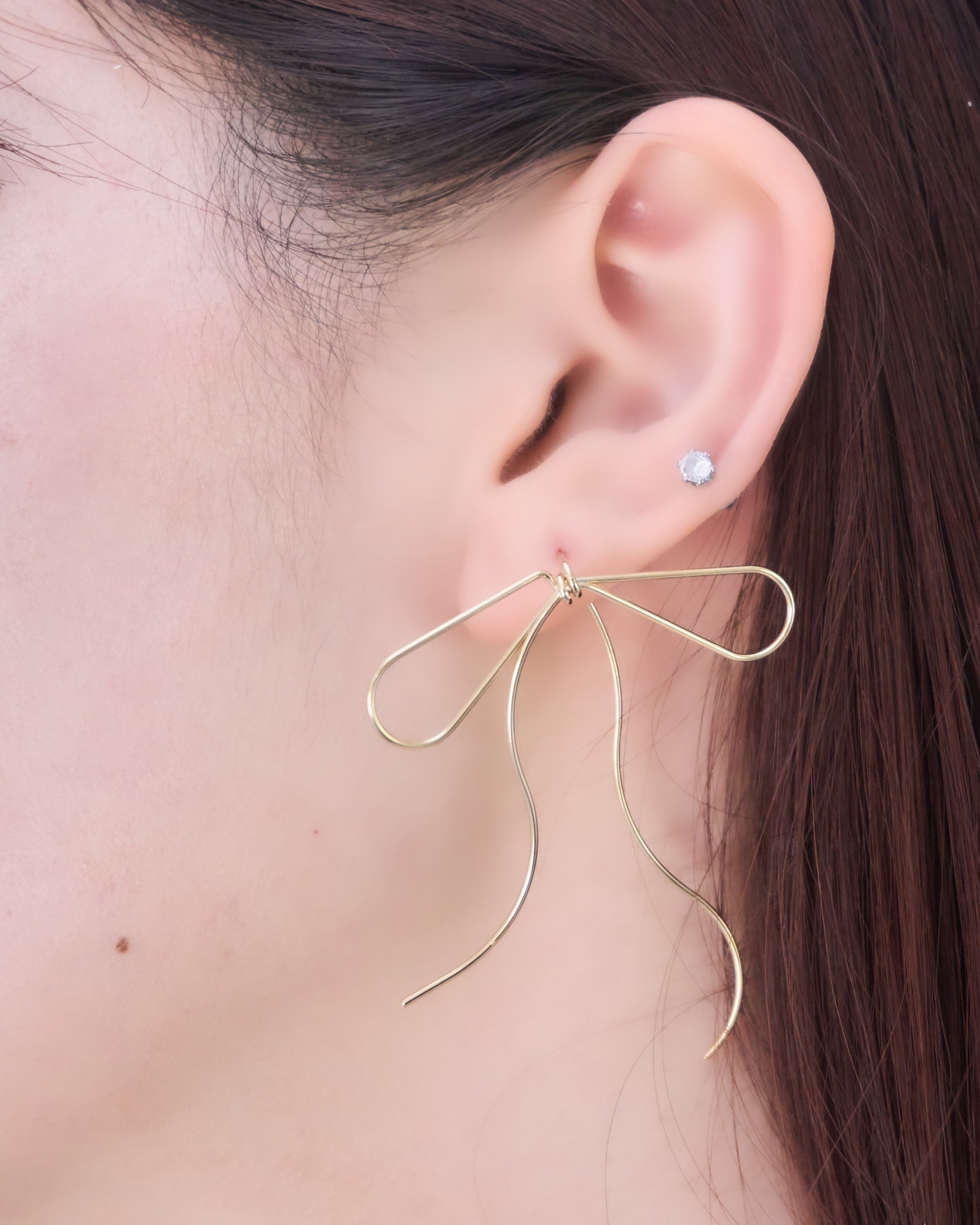 メタルリボンピアス