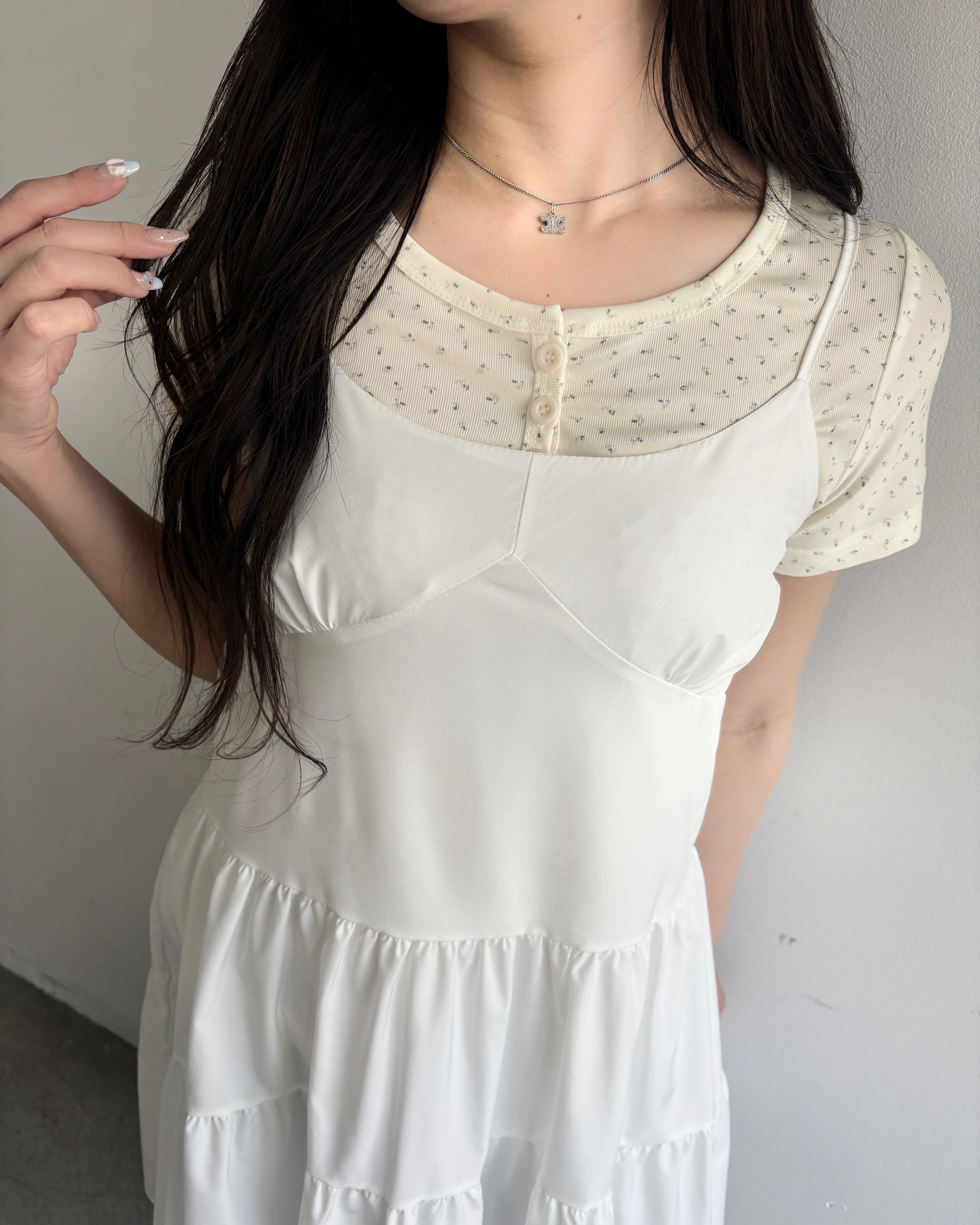 小花亨利脖子T
