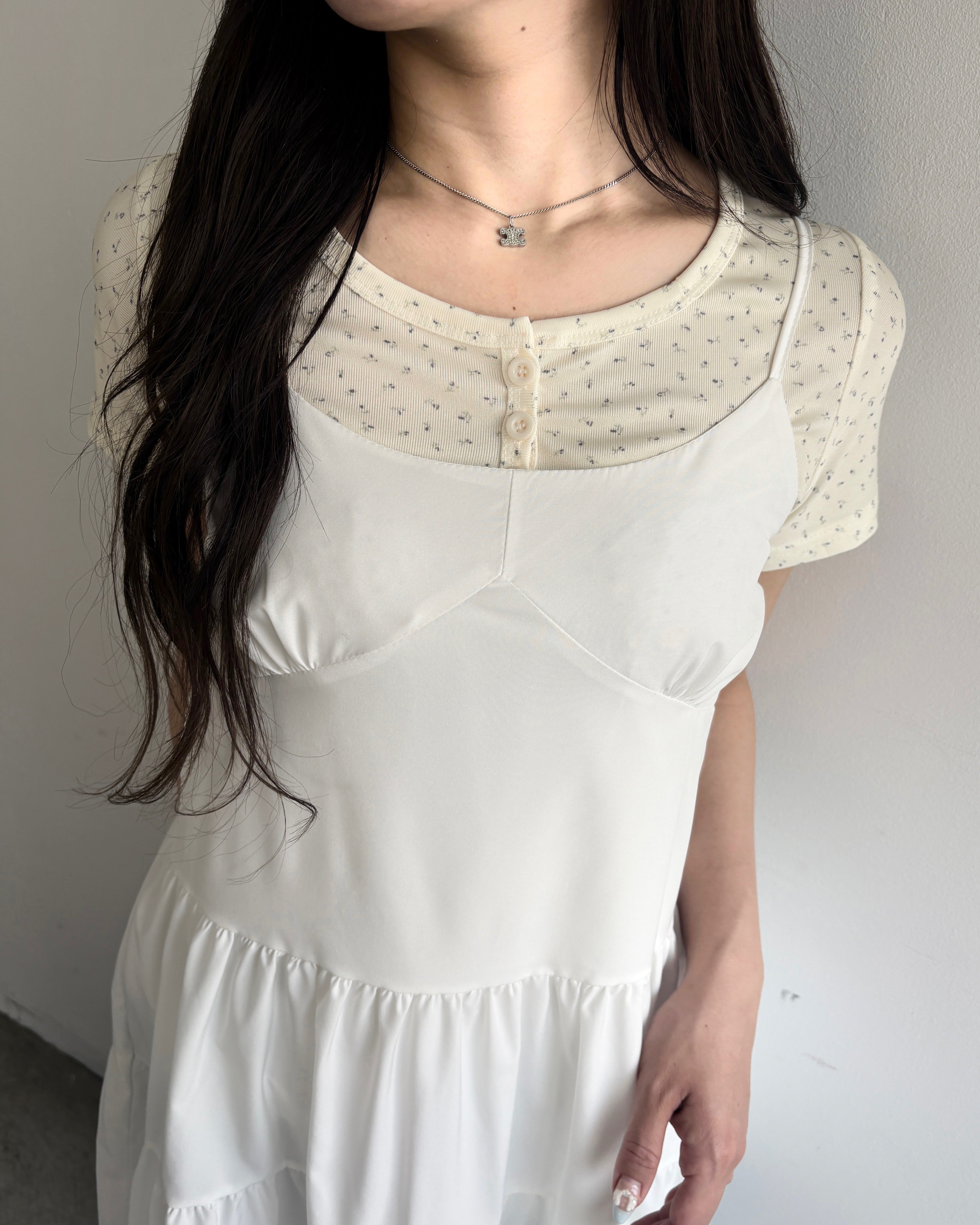 小花亨利脖子T