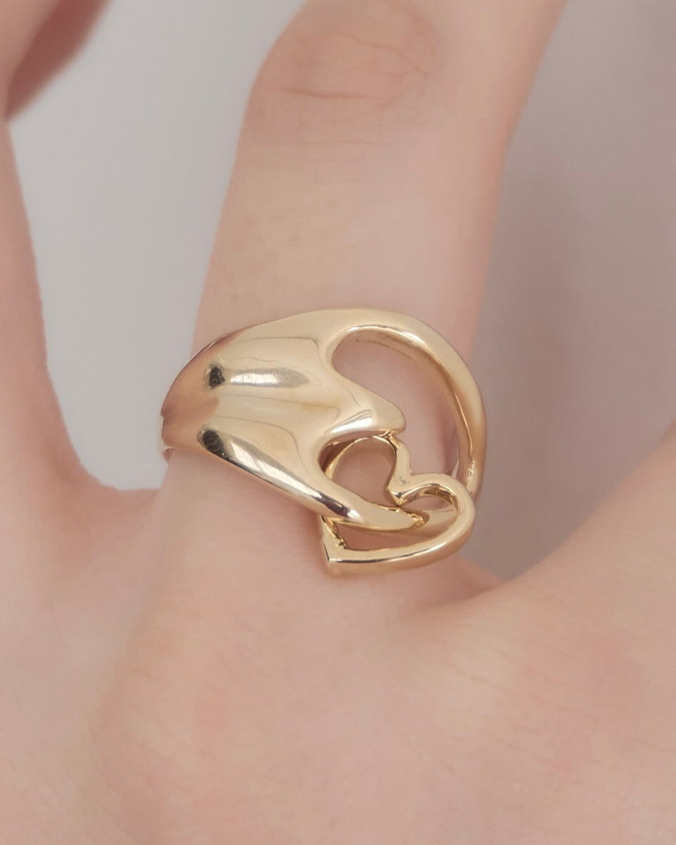 Double heart ring