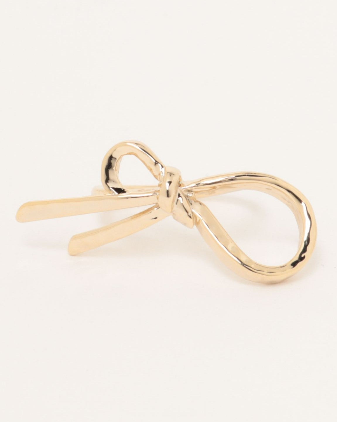 Nuanced ribbon ring