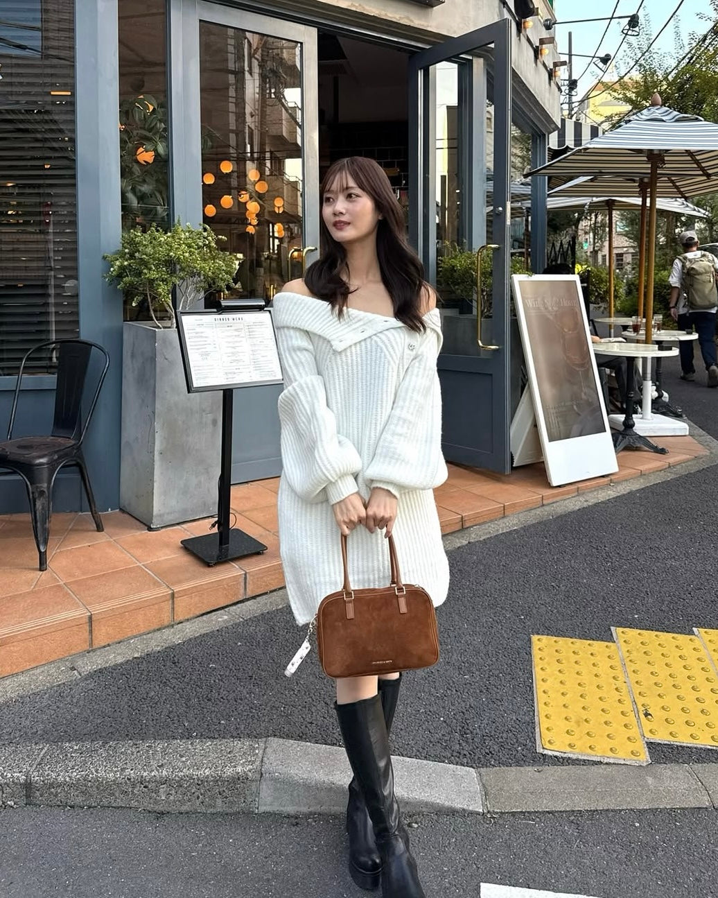 ボタンディテールラメニットミニワンピース