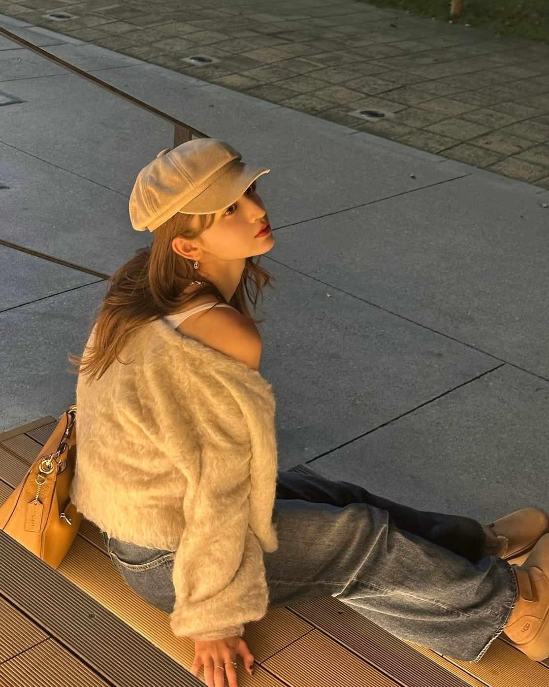 蓬松的针织开衫