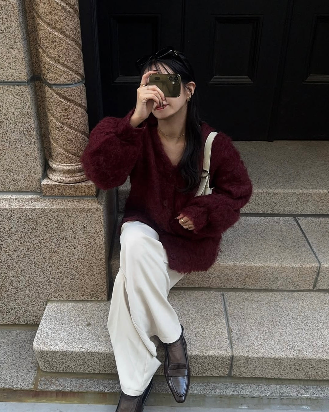 毛茸茸的针织长开衫