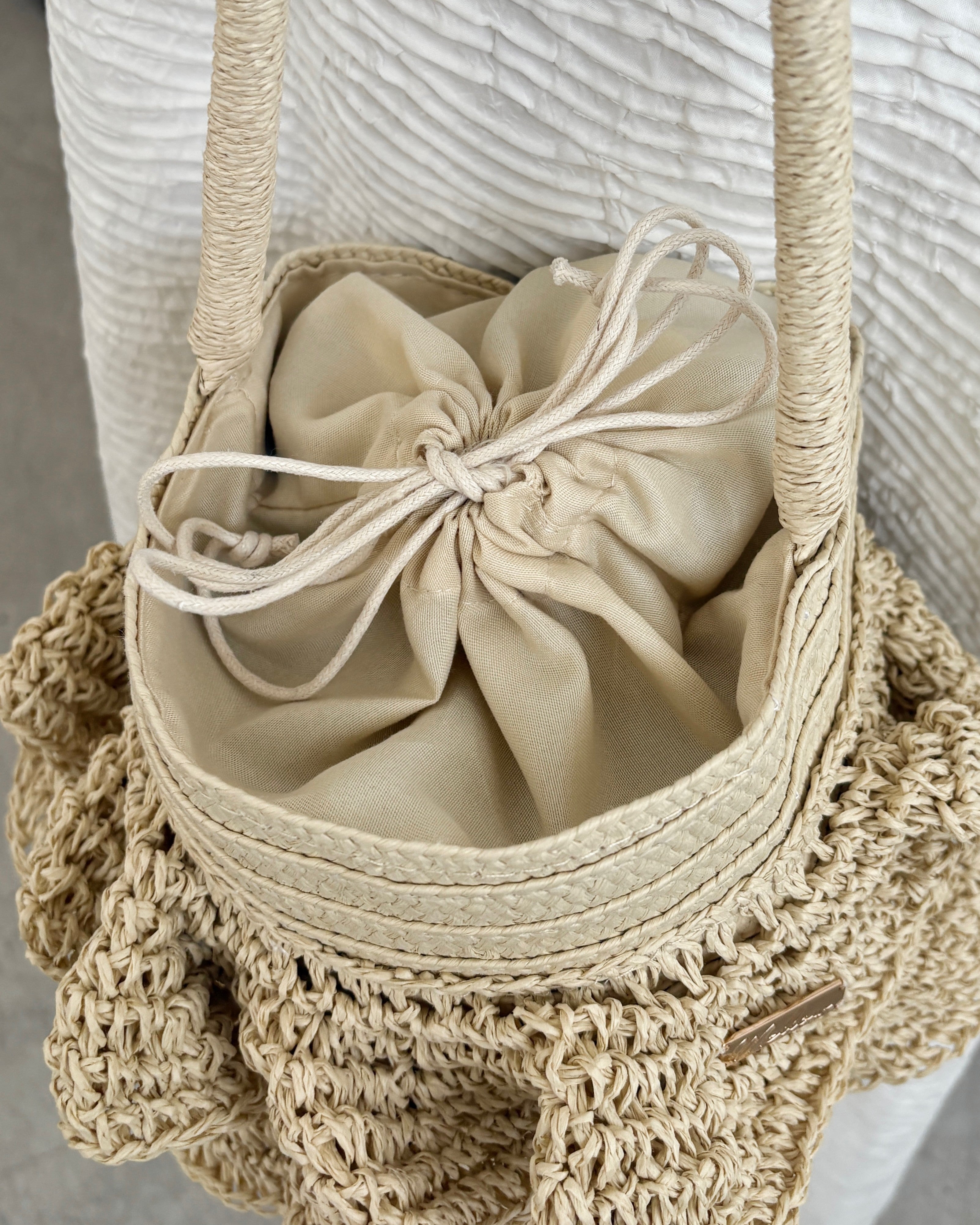 Logo Plate Frilled Basket Bag