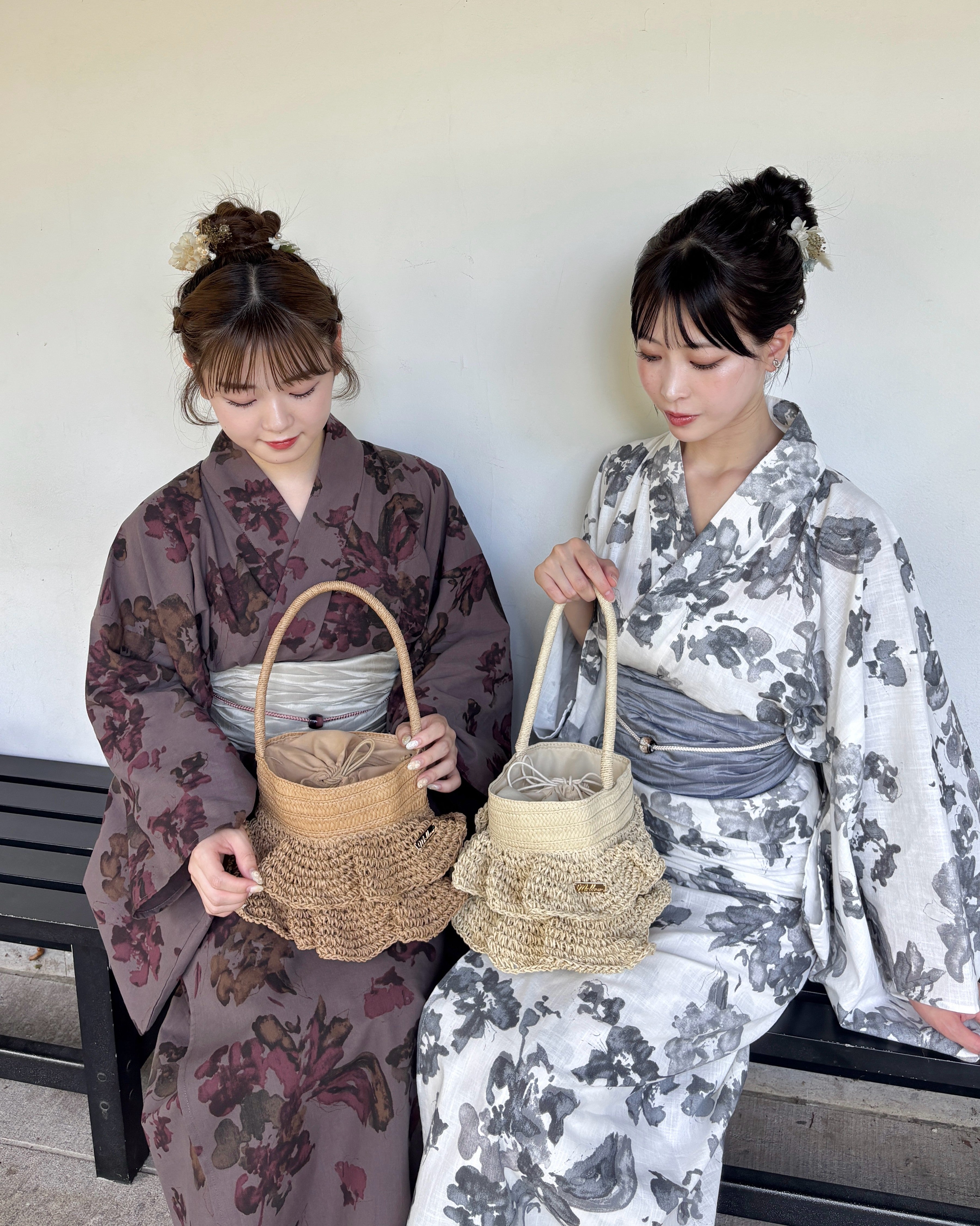 Logo Plate Frilled Basket Bag