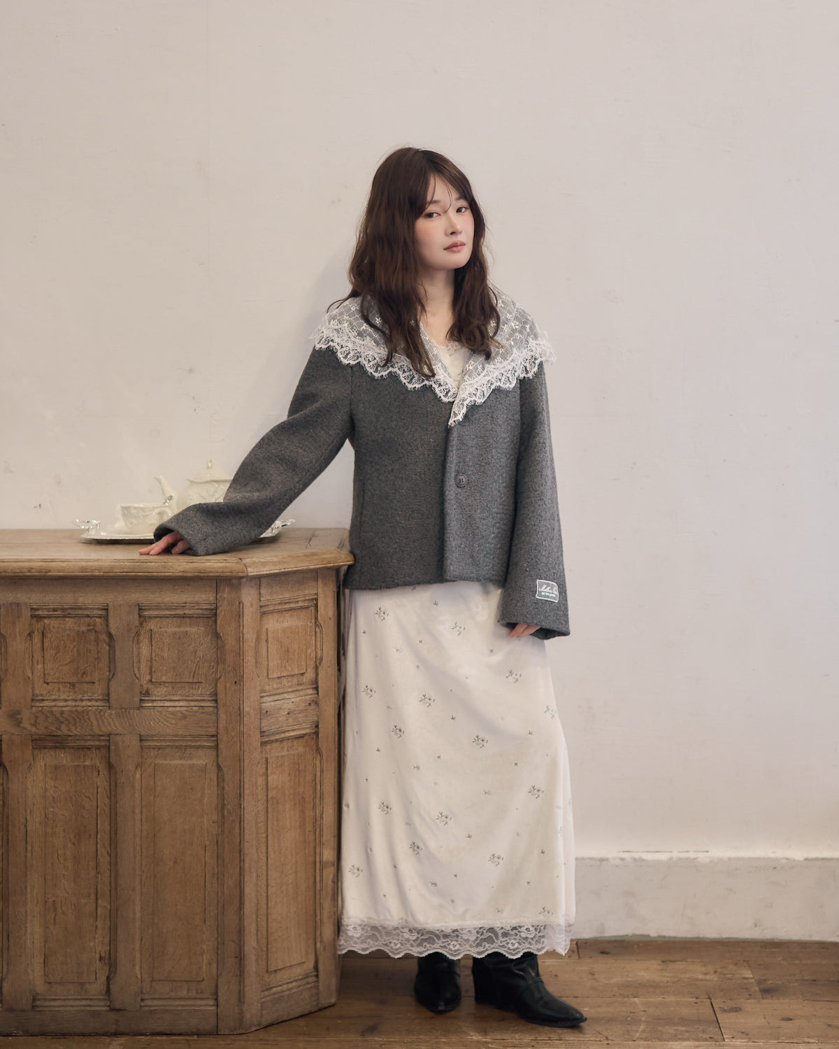 【予約】フラワー刺繍ベロアレースワンピース