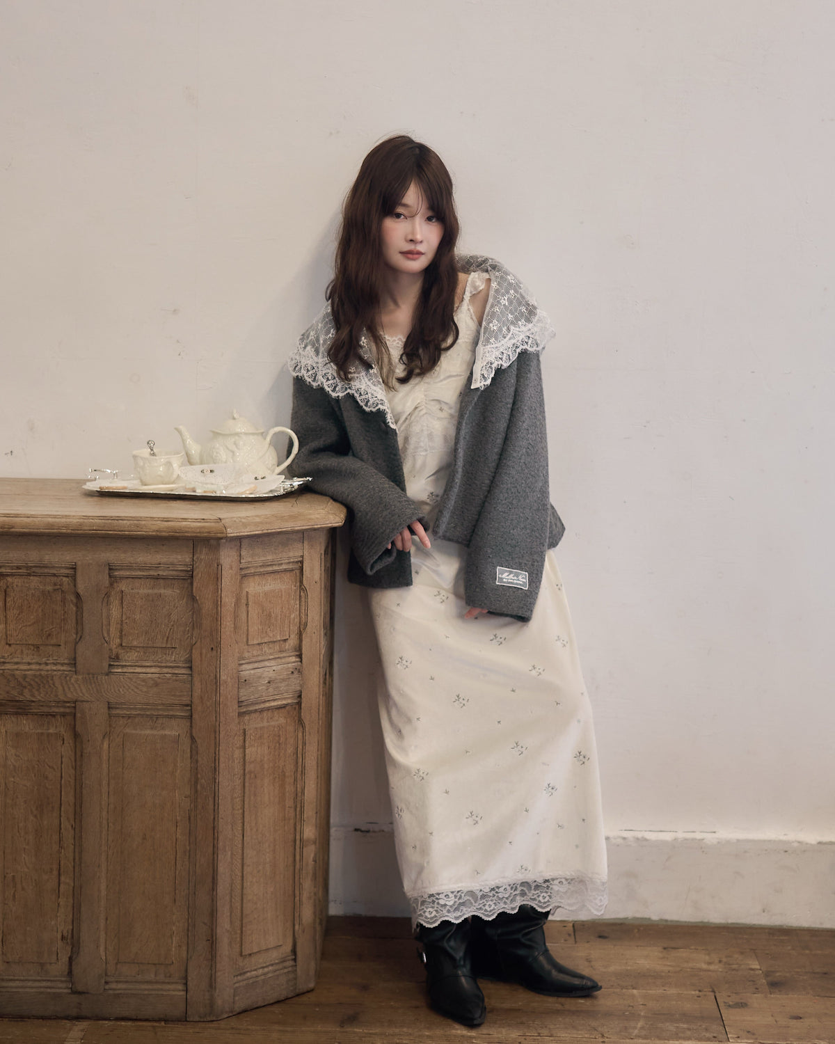 【予約】フラワー刺繍ベロアレースワンピース
