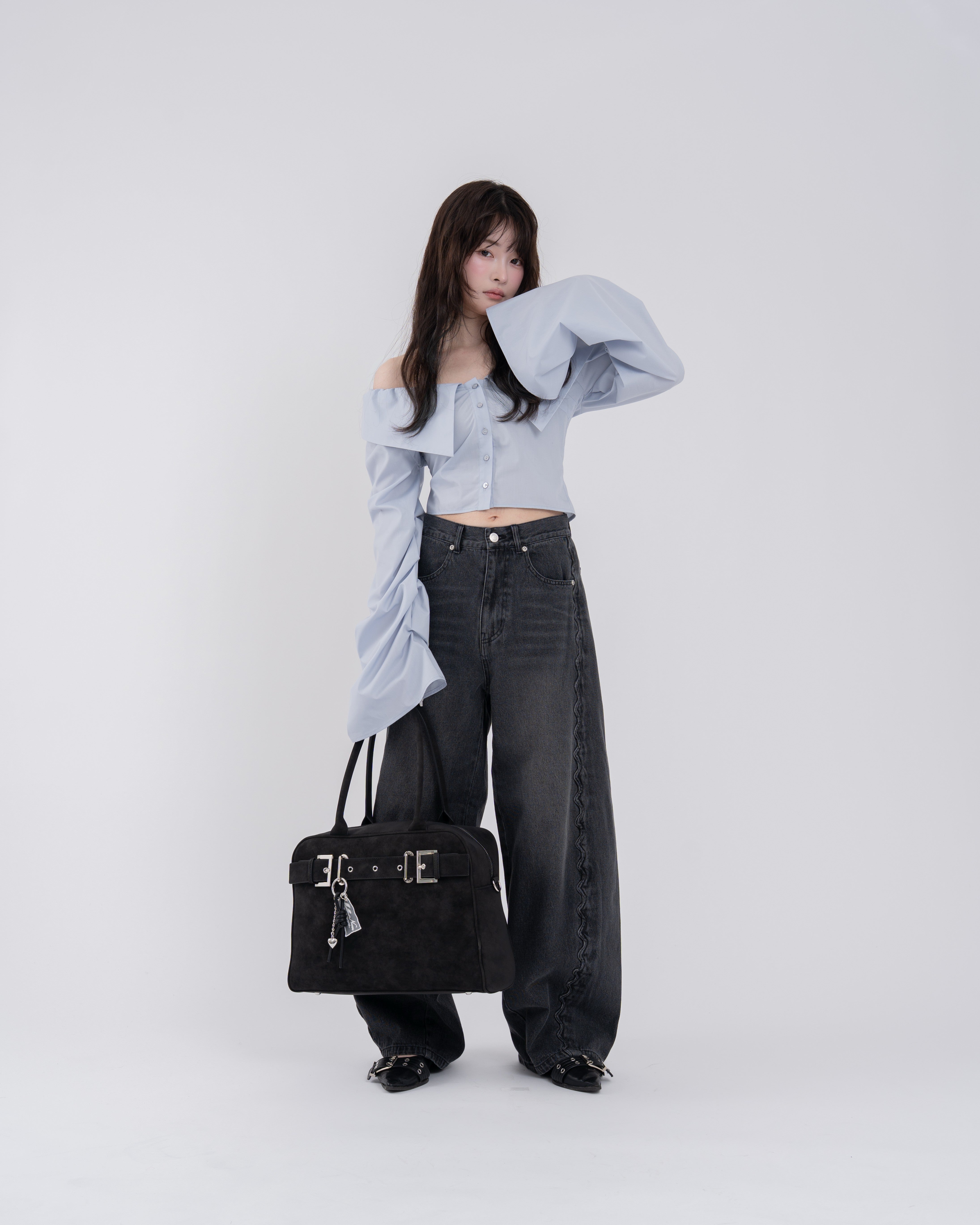 A4スウェードライクベルトボストンバッグ｜MELLOWNEON (メロウネオン