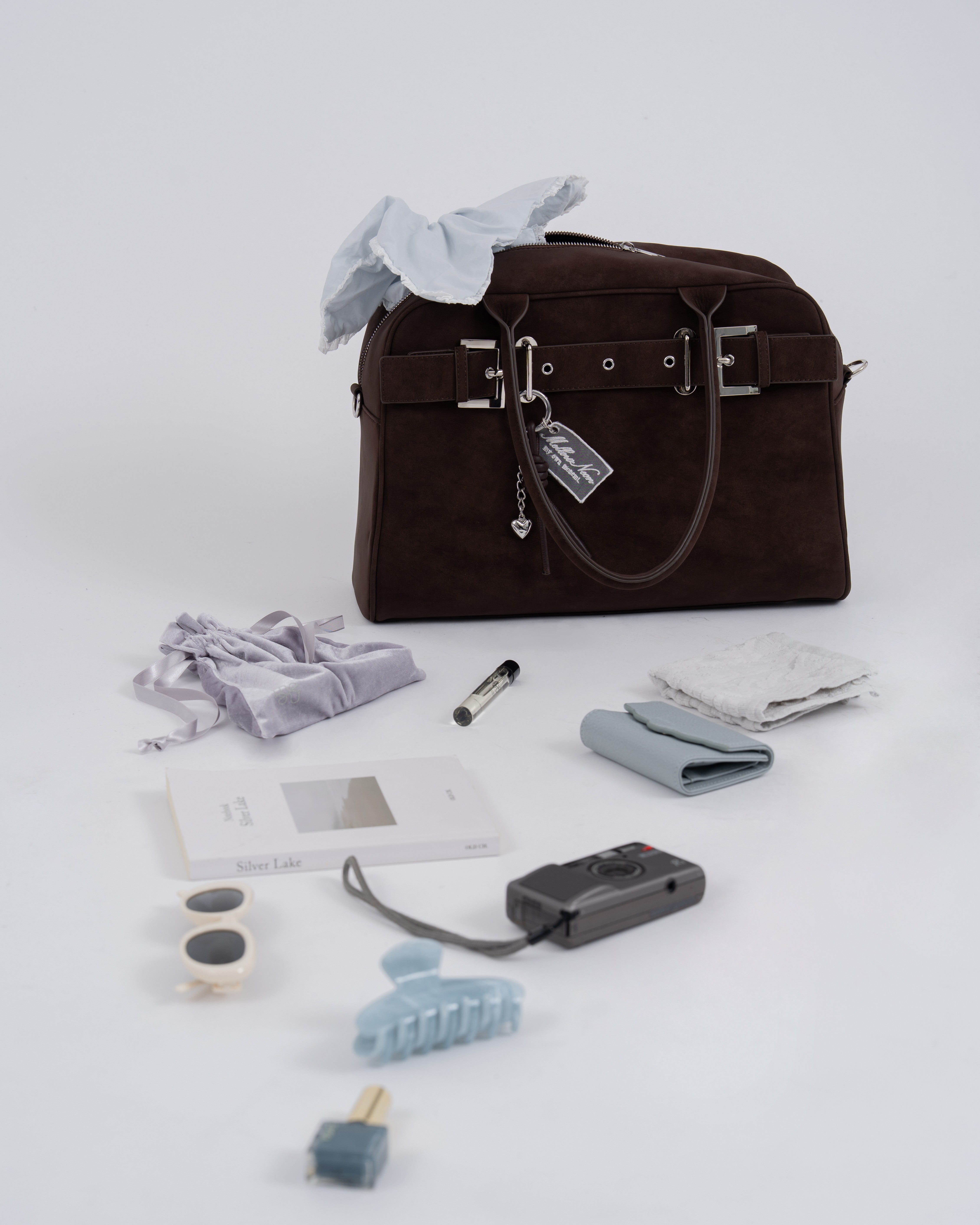 A4スウェードライクベルトボストンバッグ