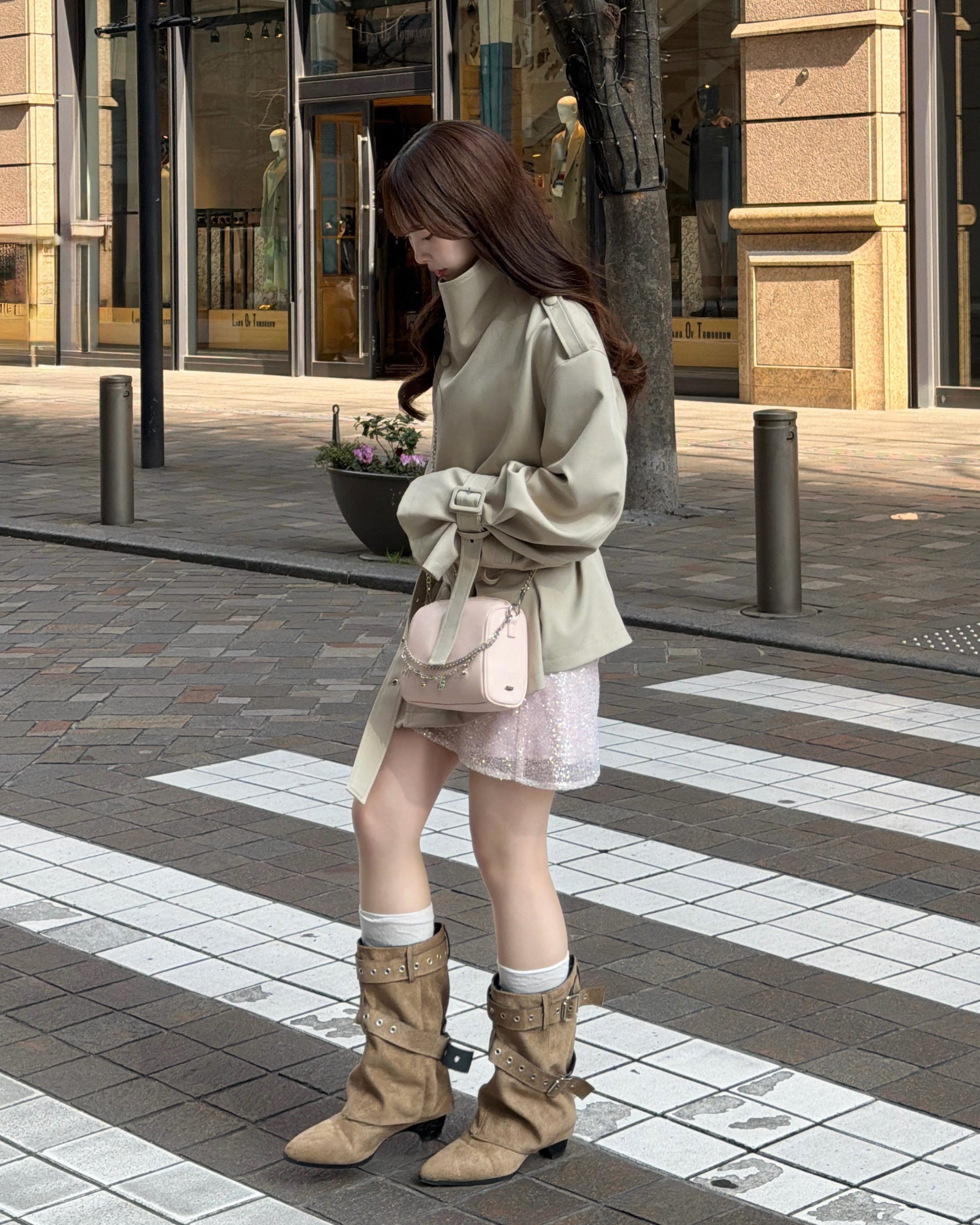 ベルトショートブーツ