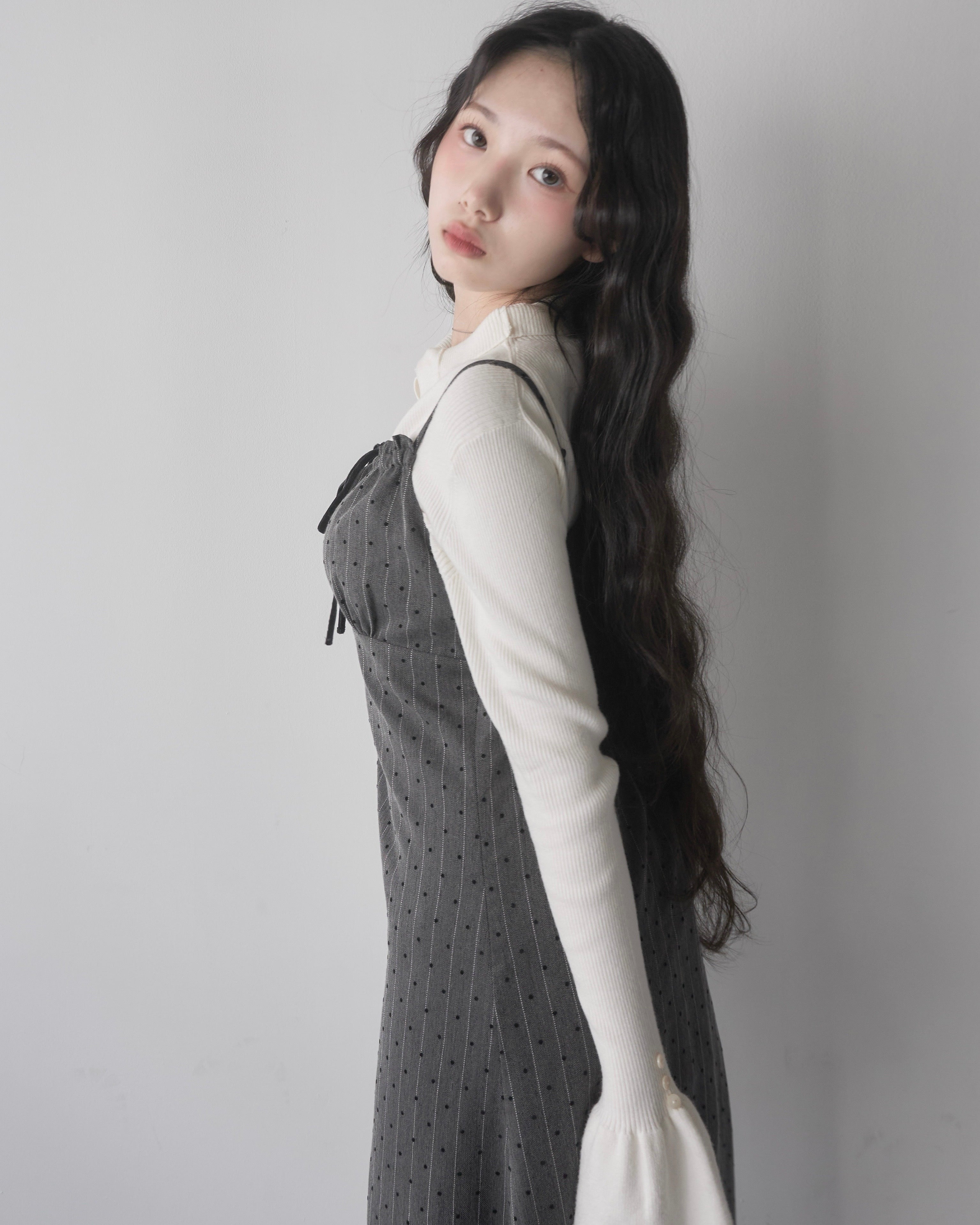 圆点蕾丝拼接吊带连衣裙