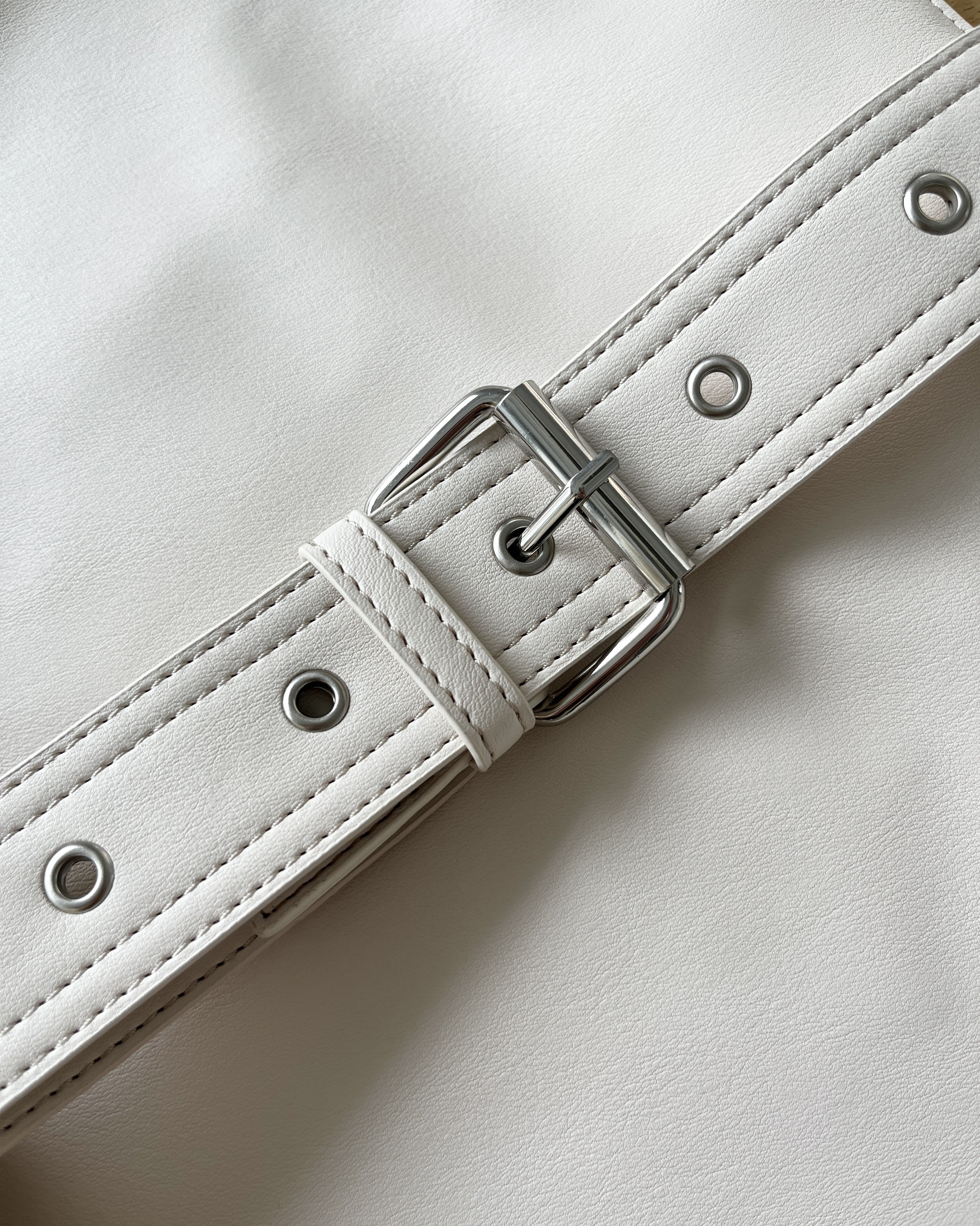 A4 belt synthetic leather bag