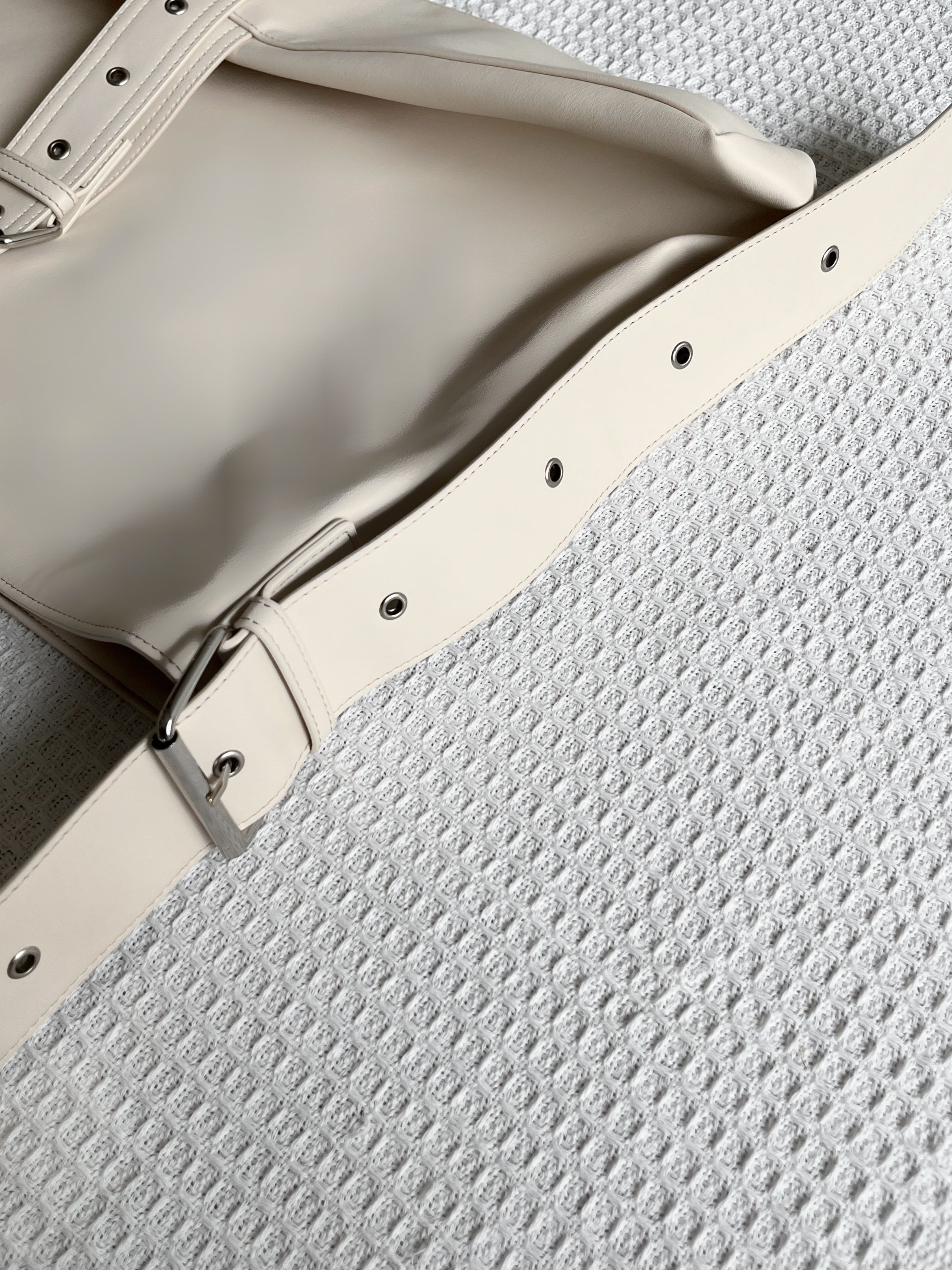 A4 belt synthetic leather bag
