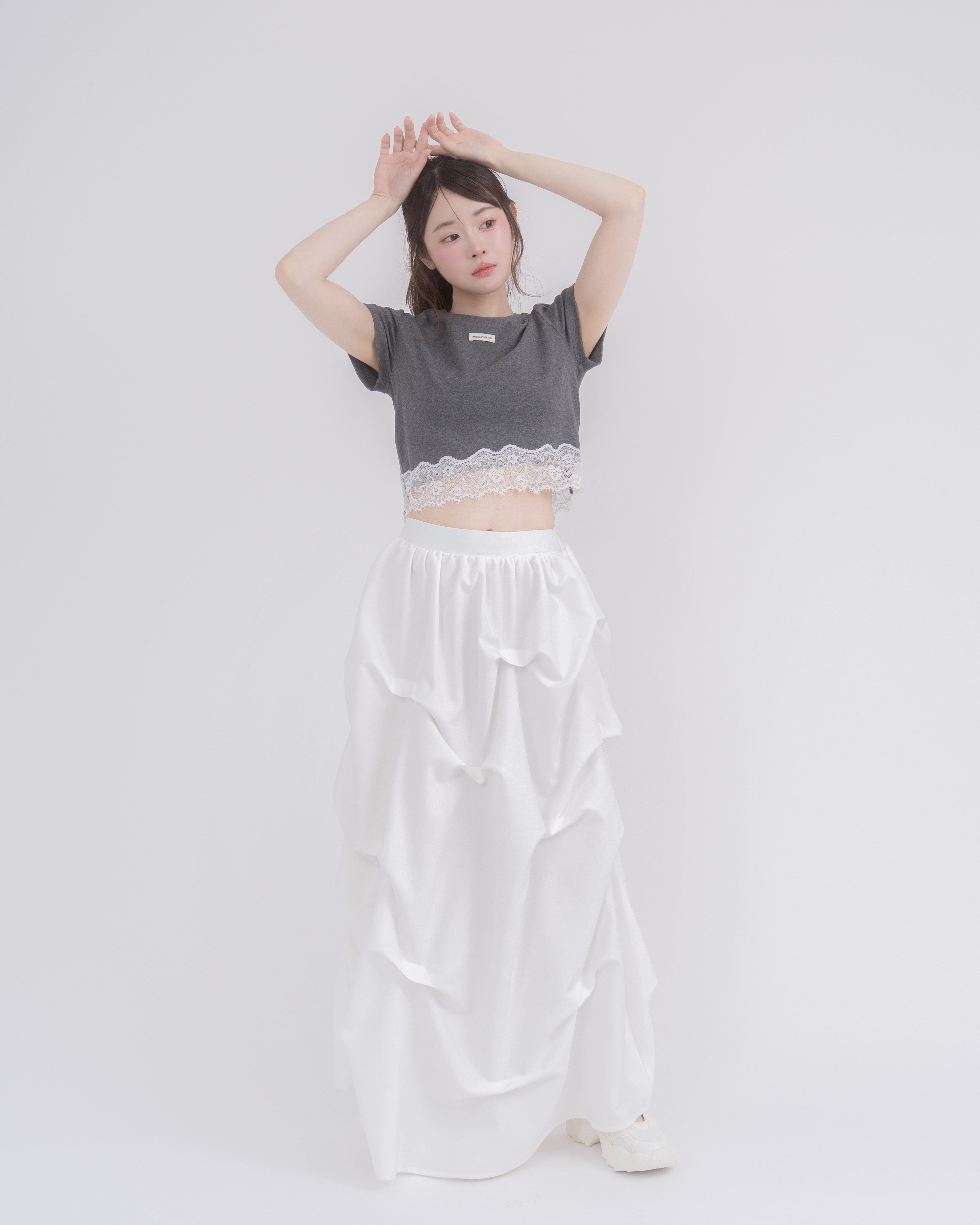 レースヘムＴシャツ