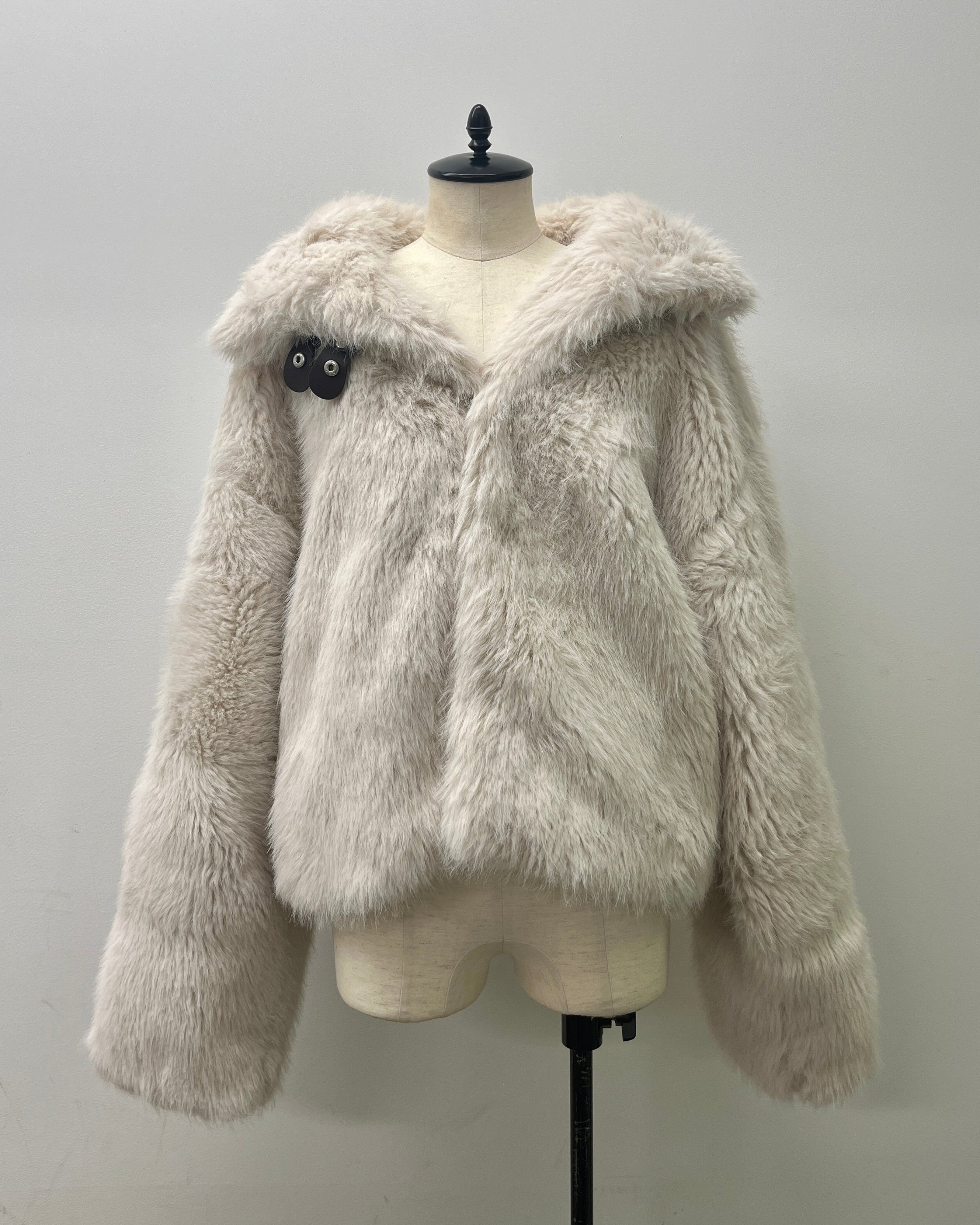 2wayベルトファーコート｜MELLOWNEON (メロウネオン) 公式サイト