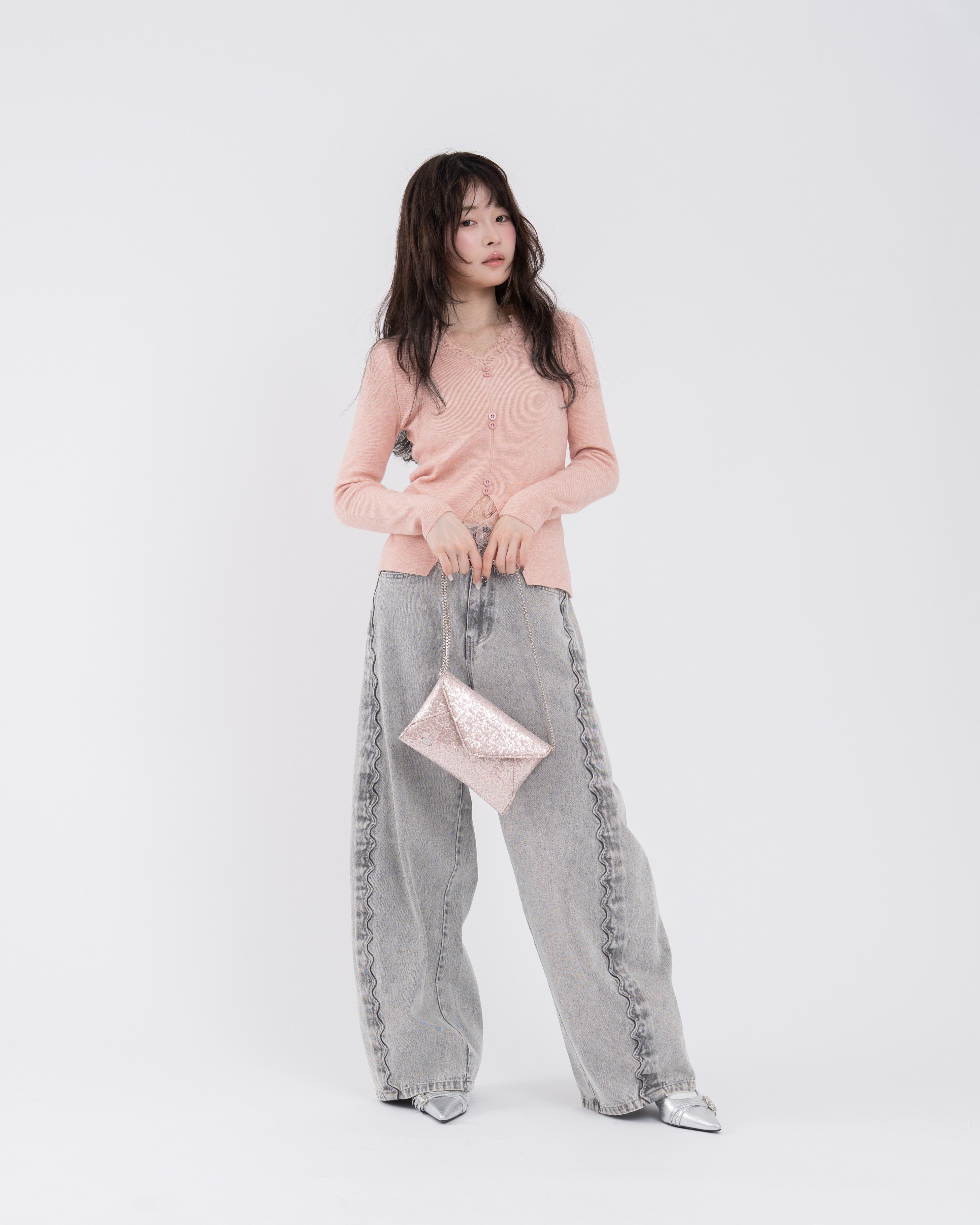 レースボタンニット