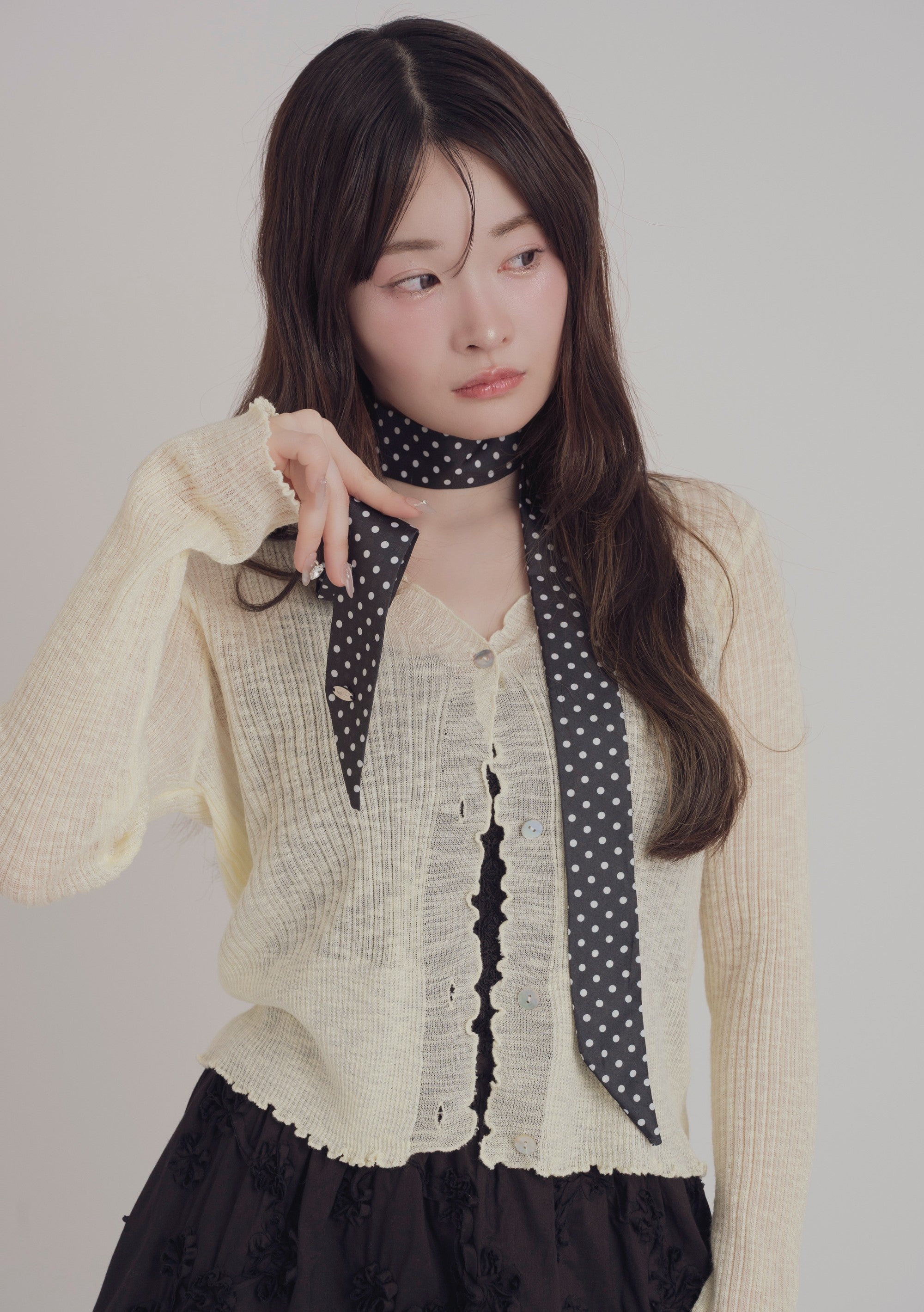 シアーフリルカーディガン