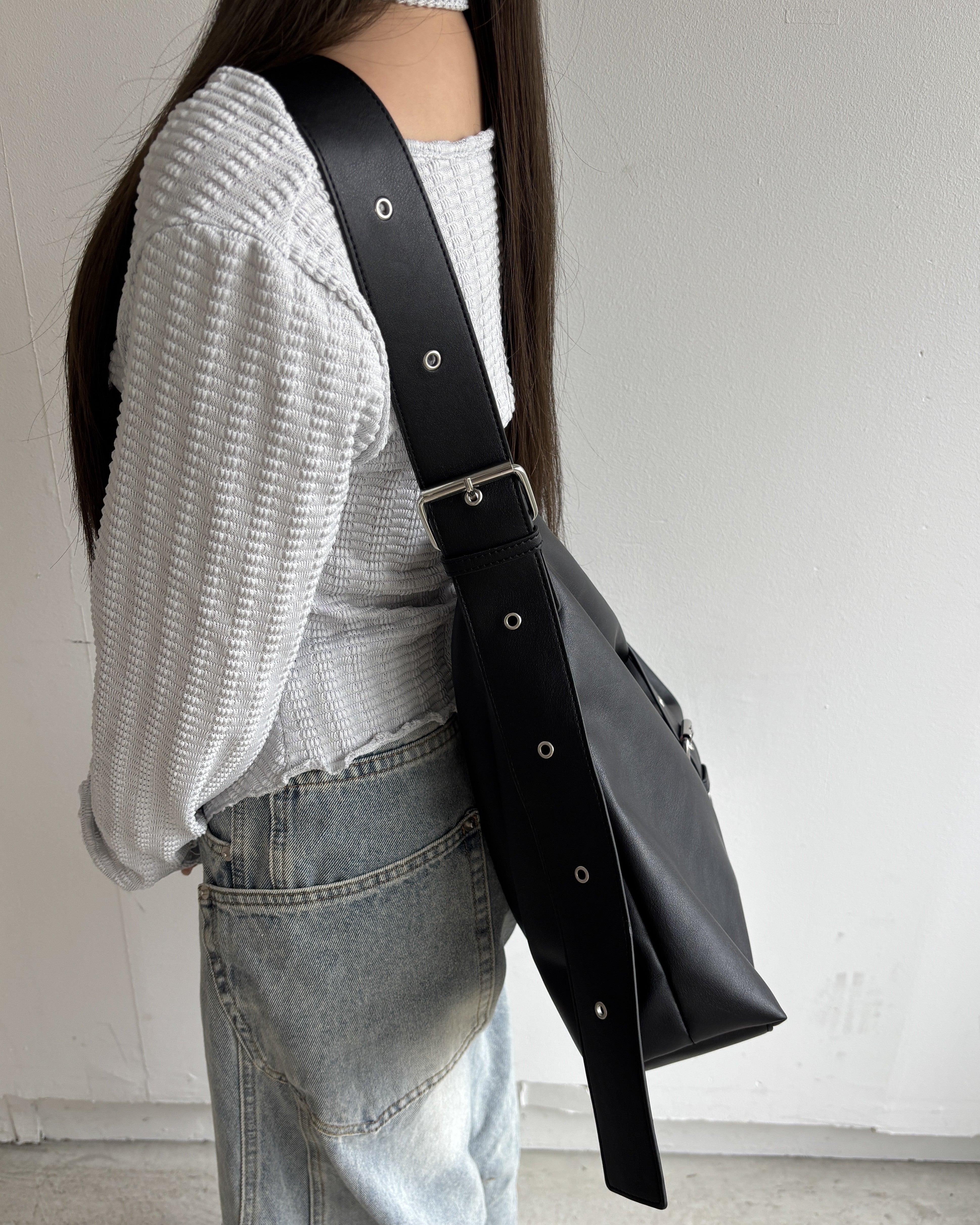 A4 belt synthetic leather bag