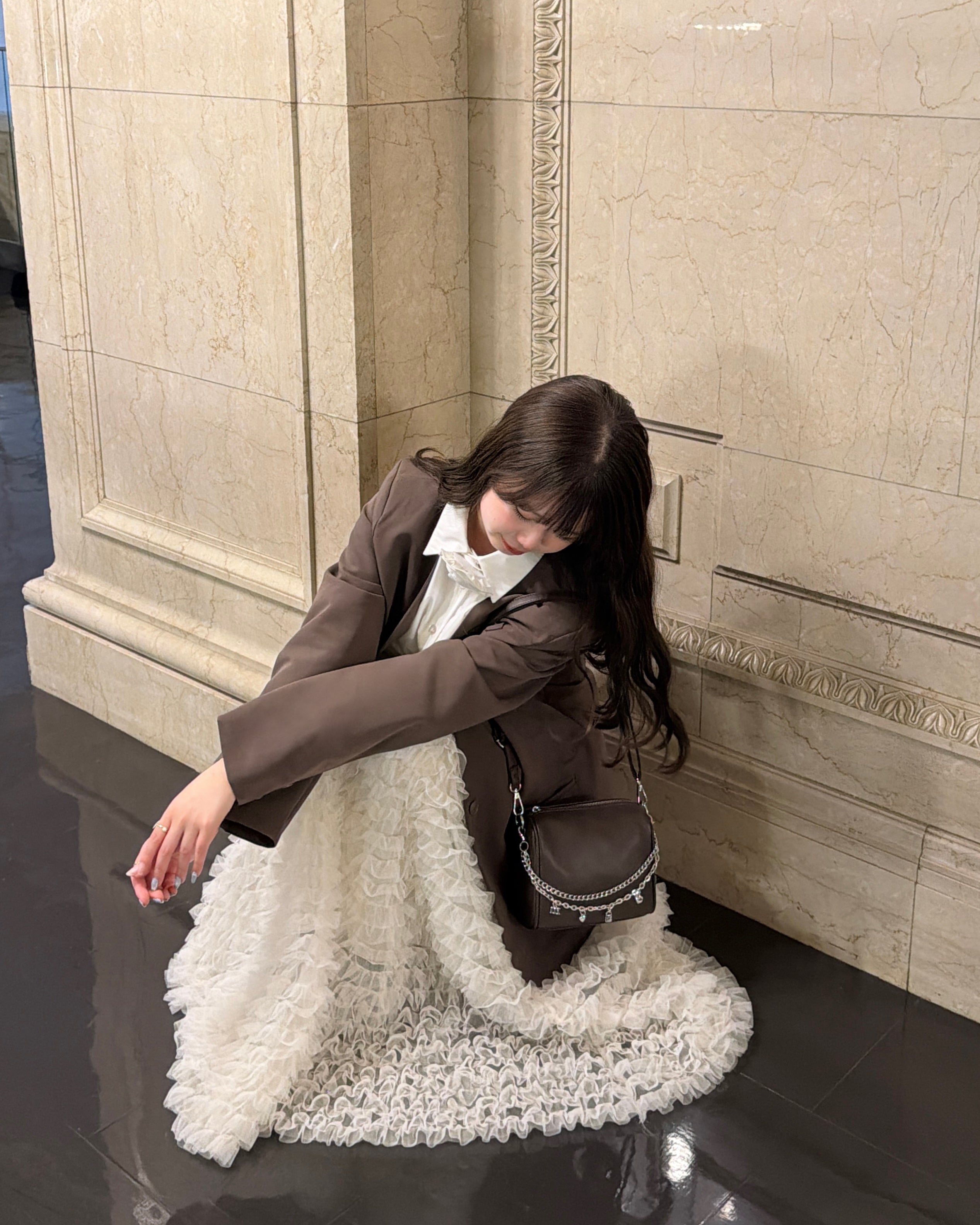 ボリュームフリルチュールスカート