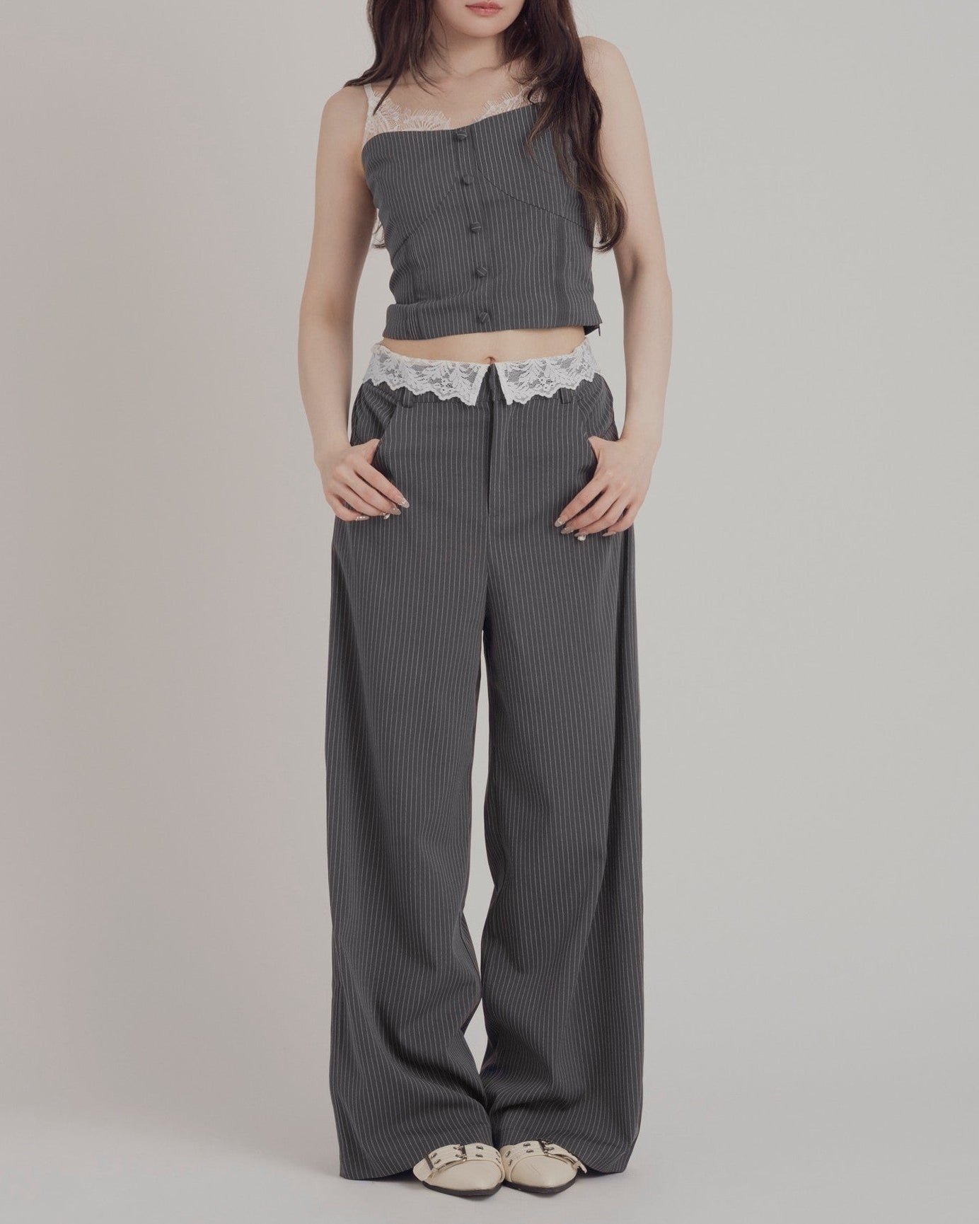 【予約】レースレイヤードキャミソールパンツセットアップ