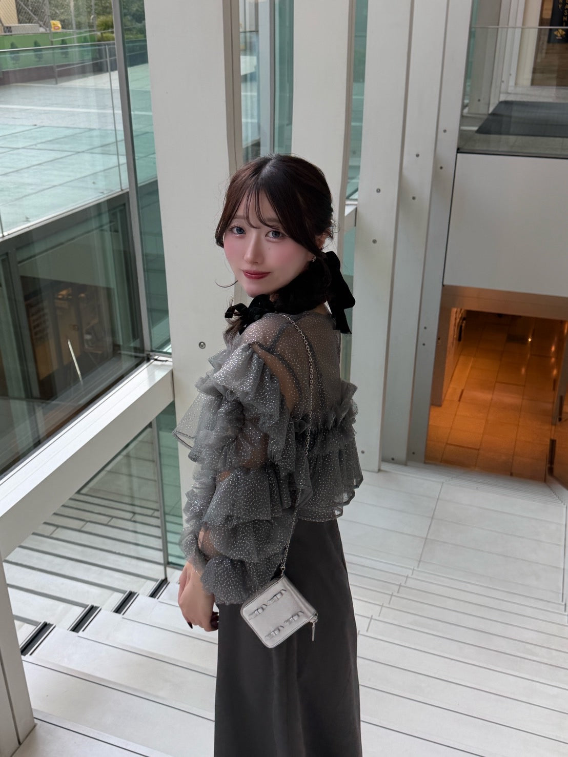 フリルラメチュールオケージョンワンピース｜MELLOWNEON (メロウネオン