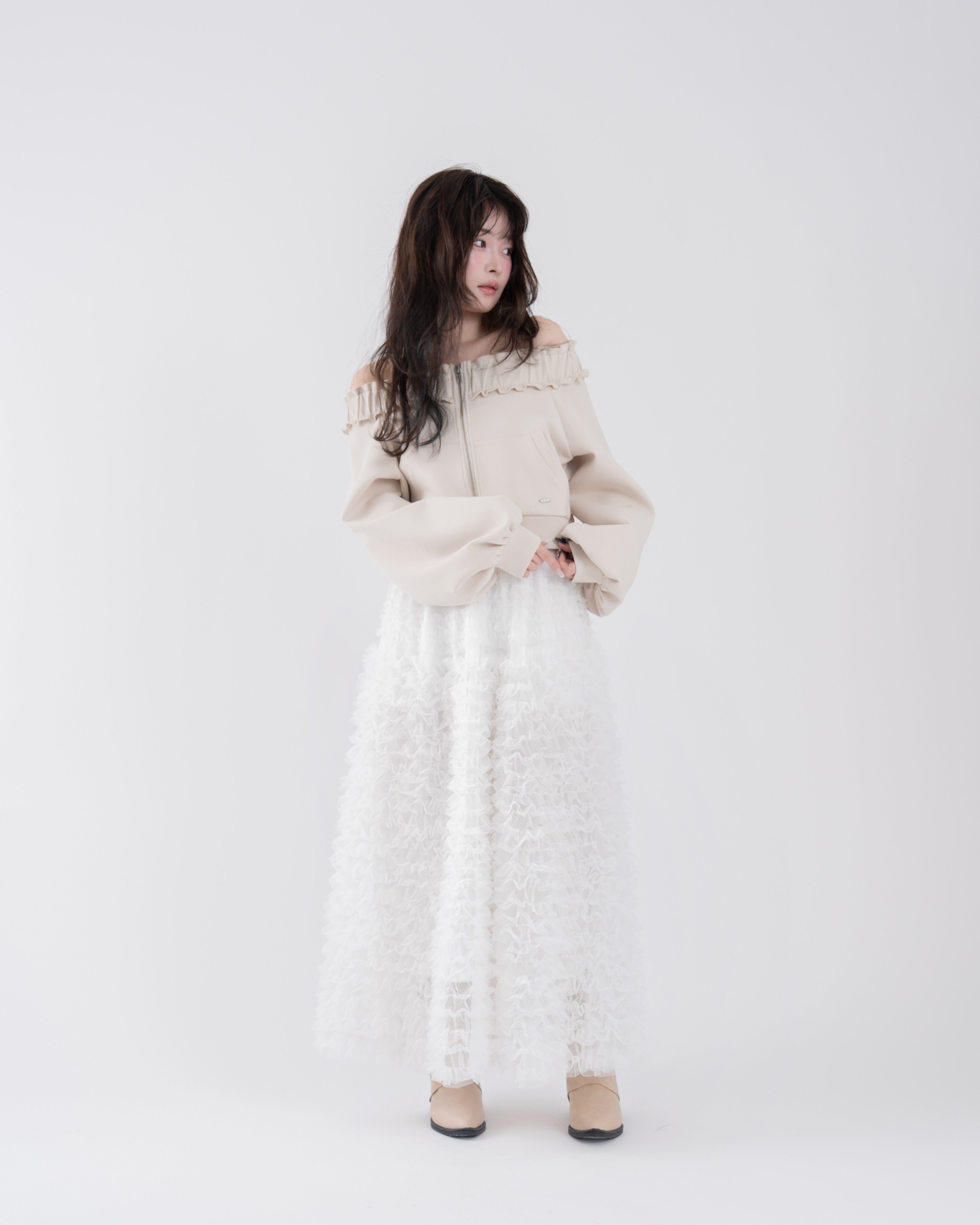 ボリュームフリルチュールスカート
